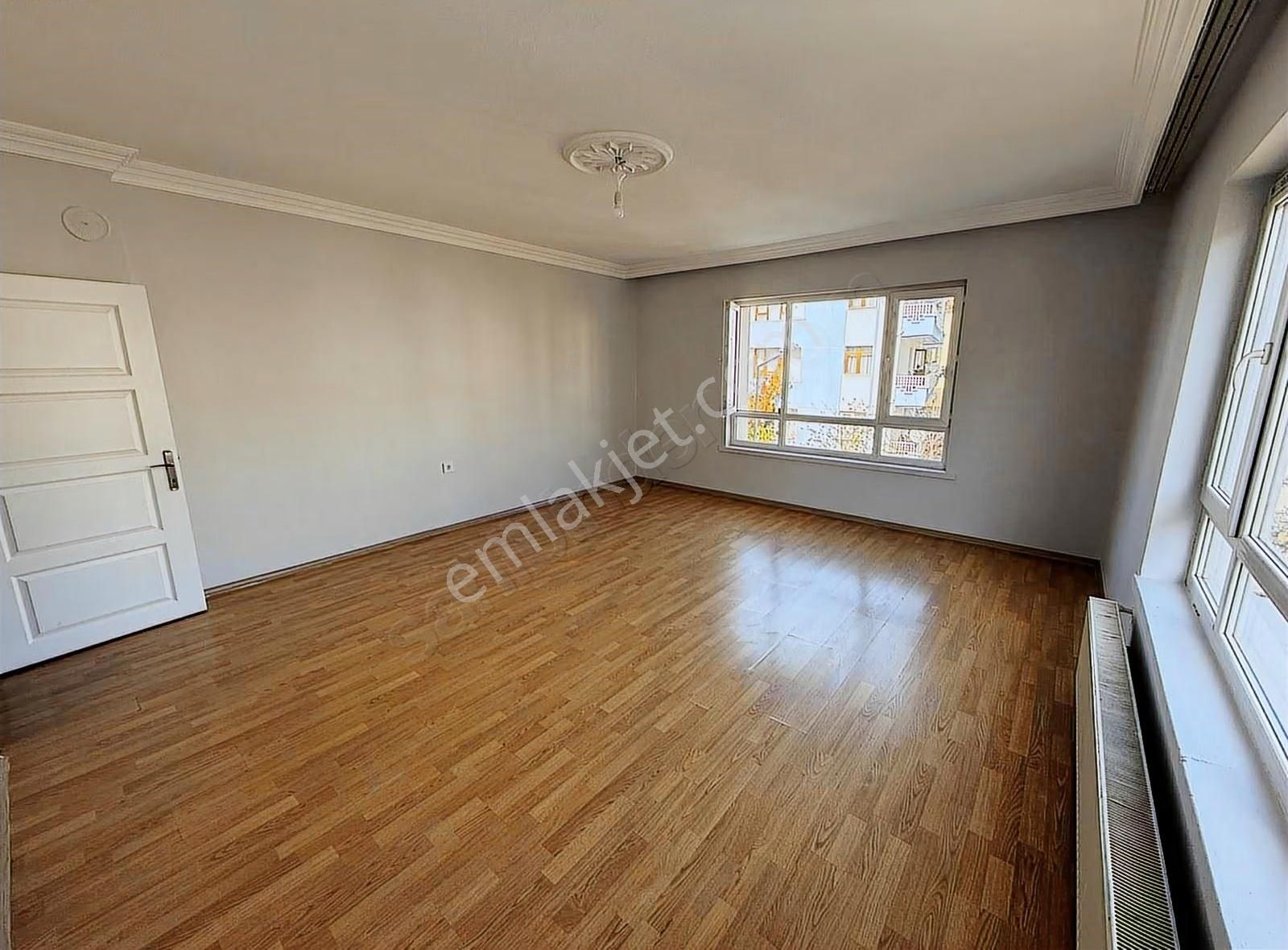 Ufuktepe İ.ö Okulu Yakını 3+1 Ara Kat Masrafsız Geniş 130m2 - Görsel 16