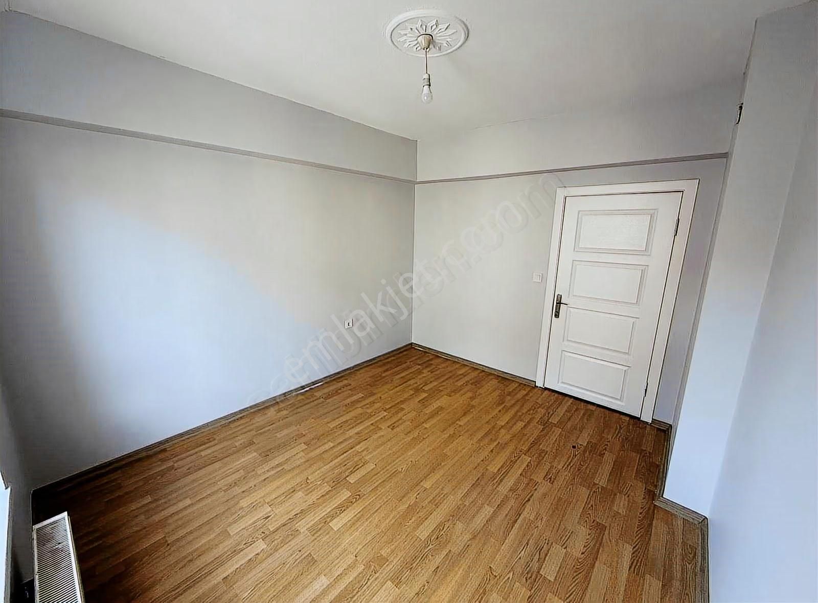 Ufuktepe İ.ö Okulu Yakını 3+1 Ara Kat Masrafsız Geniş 130m2 - Görsel 6