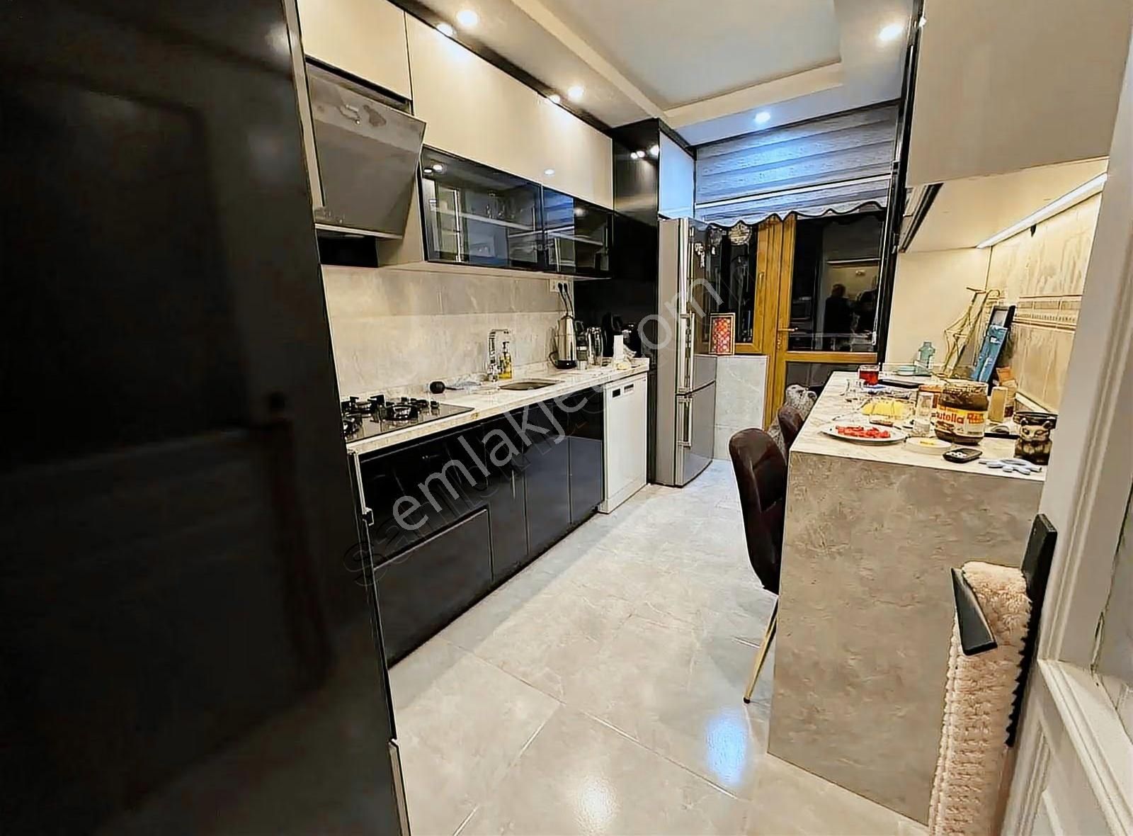 Seyitler Caddesinde Ön Cephe Ultra Lüx Yapıda 3+1 Kupon Daire - Görsel 2