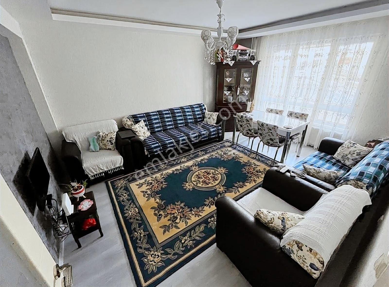 Atapark'ta 340 Cadde Dibi Yeni Binada 1.arakatta Full Yapılı 3+1