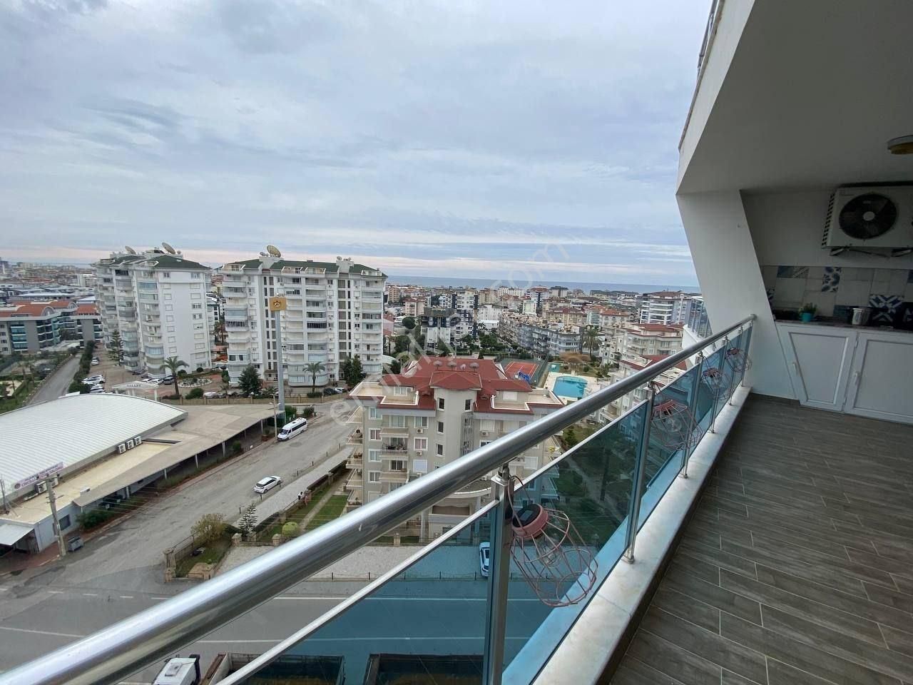 Cikcilli’de Full Aktiviteli Sitede 3+1 Satılık Daire