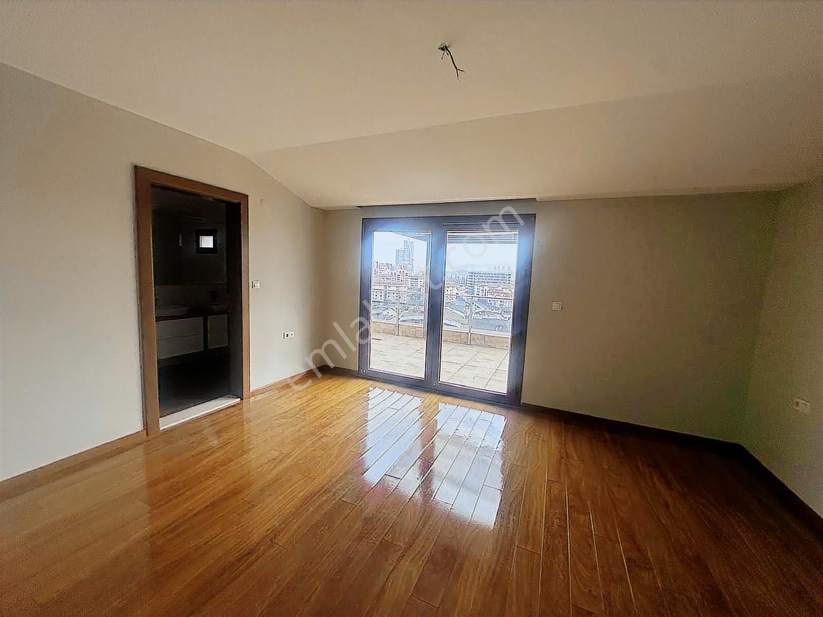 Balat Dalgıç Sitesi Kiralık Dubleks Dialog Prestij'den - Görsel 21
