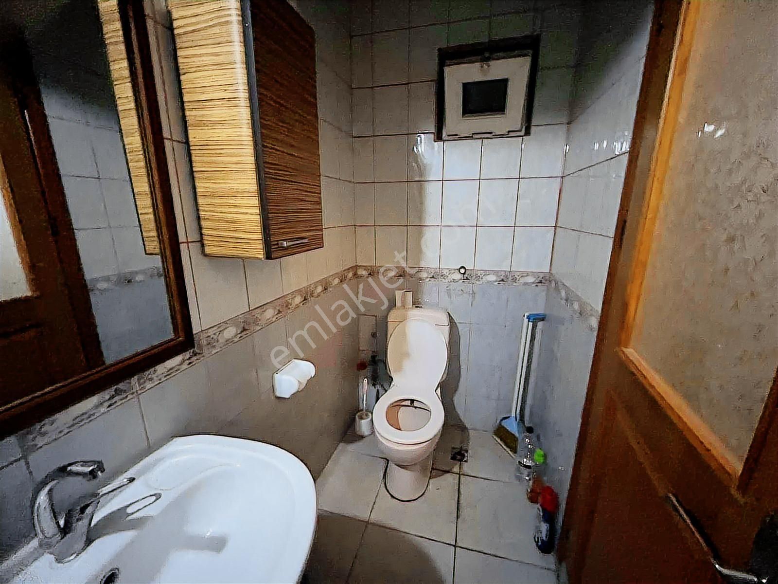 Yeşilyurt Mah Ara Kat Eşyalı Kiralık - Görsel 3