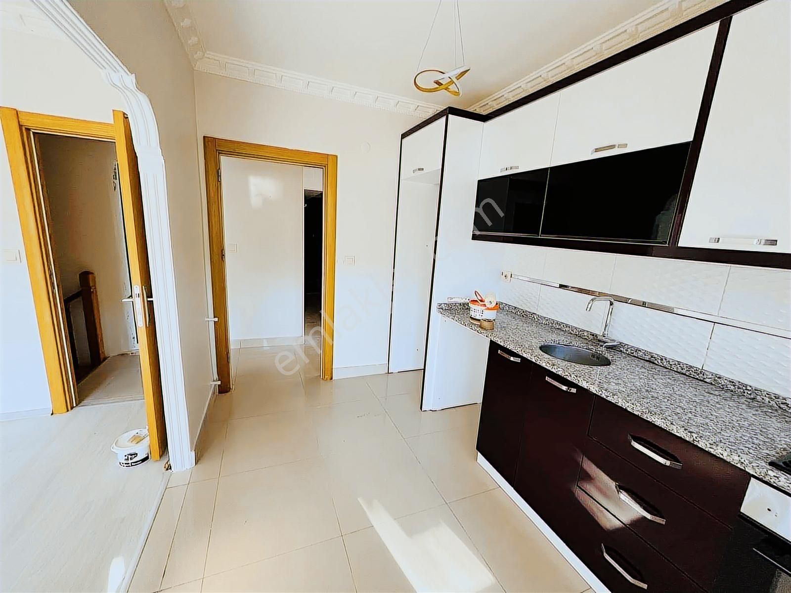 Fevziçakmak Mah Site İçi Havuzlu 3+1 Geniş Ters Dublex - Görsel 13