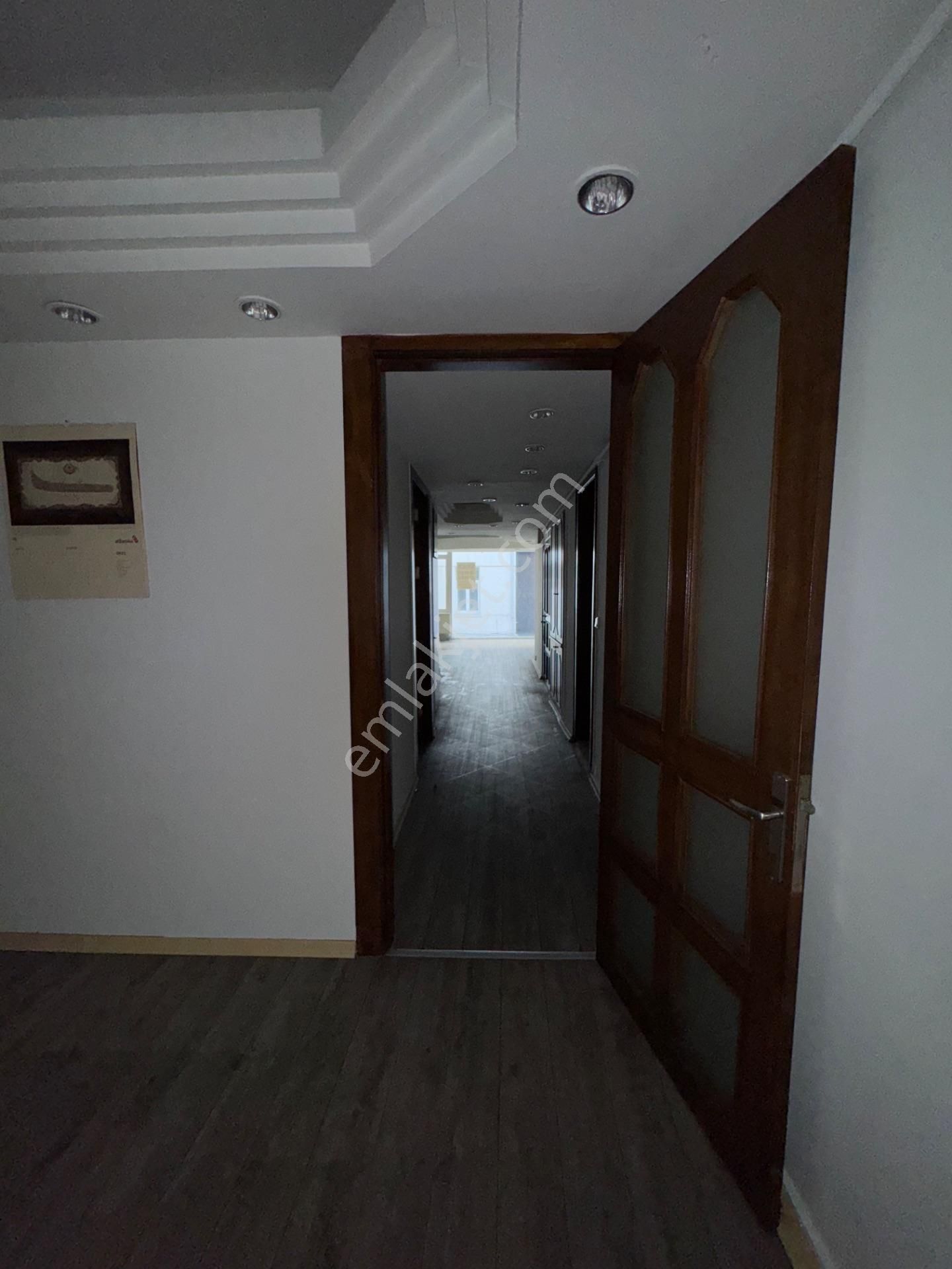 Erkutun'dan Osmanbey'de, Metroya Ve Nişantaşı'na Yakın, 4 Bölümlü Vitrinli Asansörlü Kiralık İş Yeri - Görsel 22