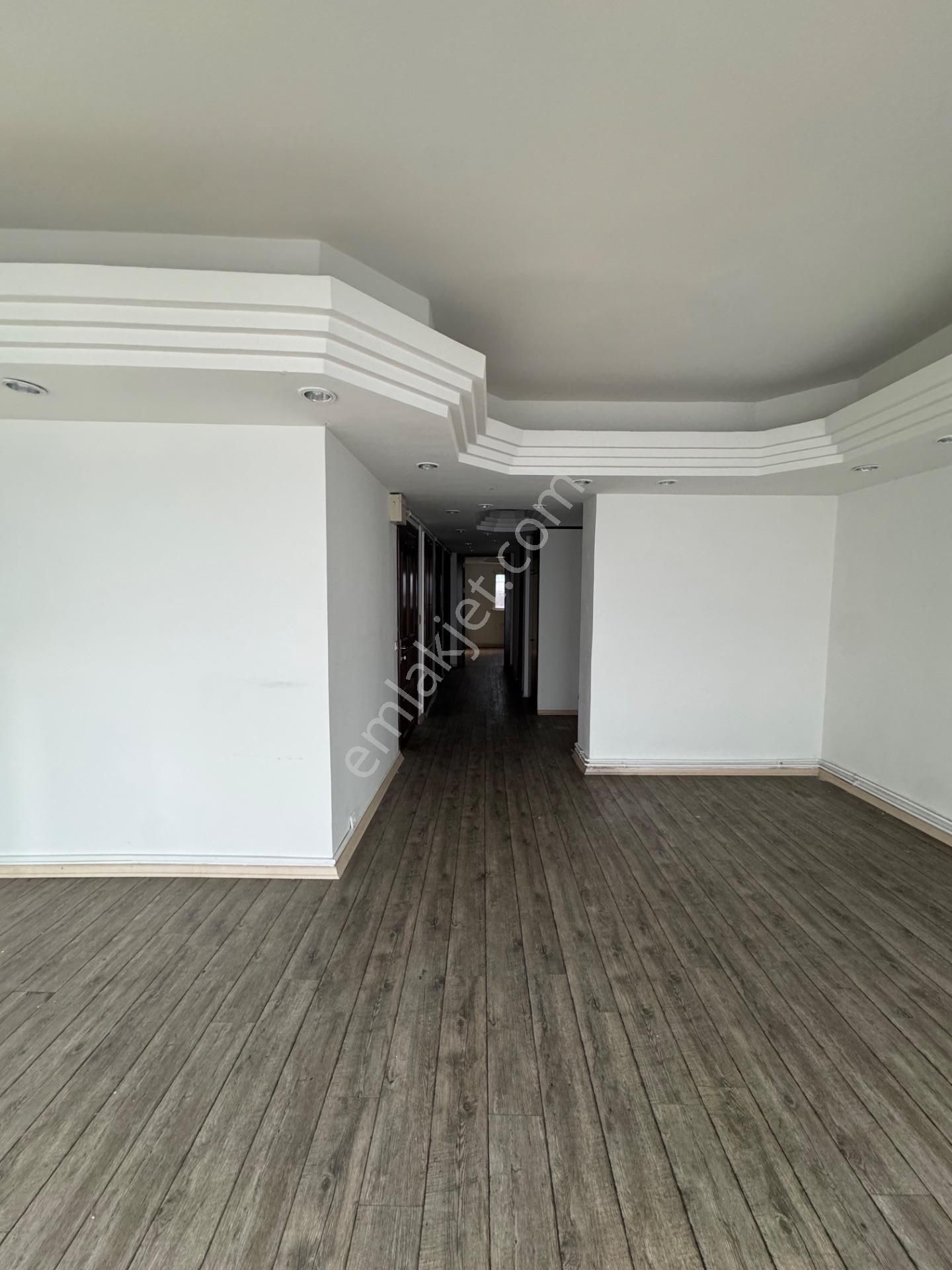 Erkutun'dan Osmanbey'de, Metroya Ve Nişantaşı'na Yakın, 4 Bölümlü Vitrinli Asansörlü Kiralık İş Yeri - Görsel 6