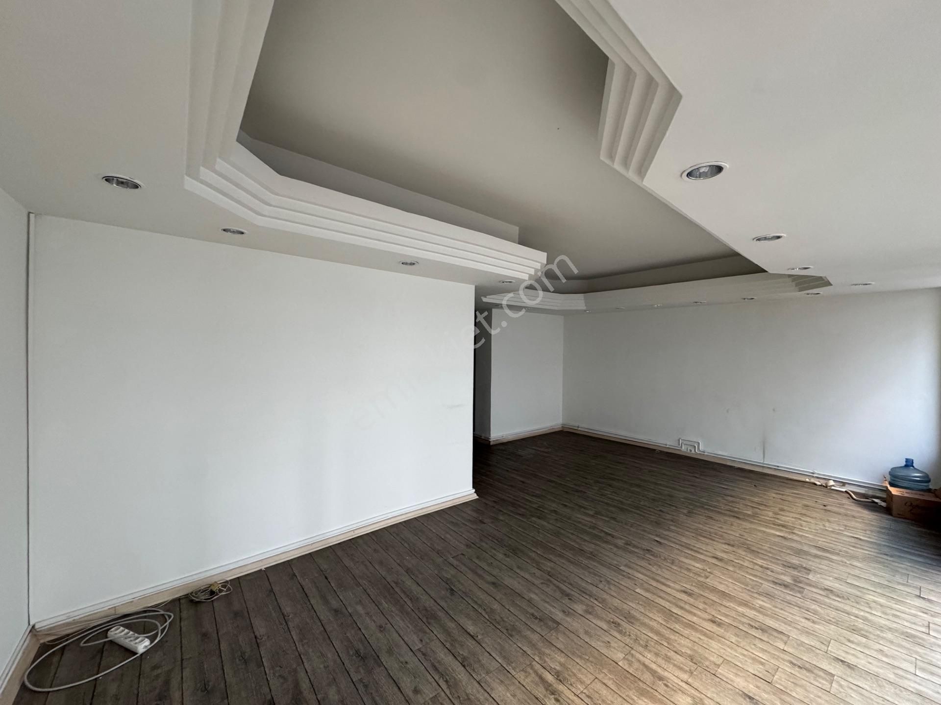 Erkutun'dan Osmanbey'de, Metroya Ve Nişantaşı'na Yakın, 4 Bölümlü Vitrinli Asansörlü Kiralık İş Yeri - Görsel 8