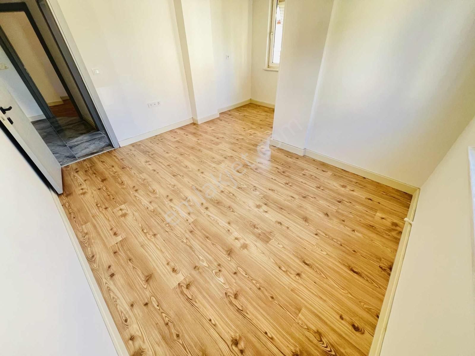 Emek Mah Sakarya Bulvarı Tramvay Dibi Masrafsız Daire - Görsel 15