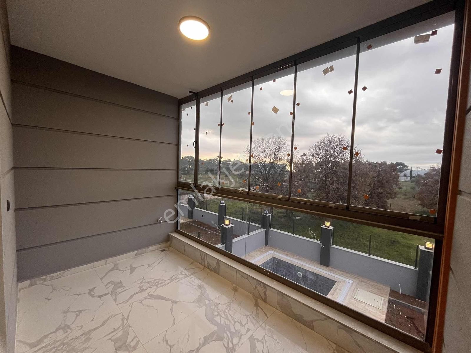 Doğa İle İç İçe Kaliteli İşçilik Ve Muhteşem Manzaralı Villa - Görsel 5