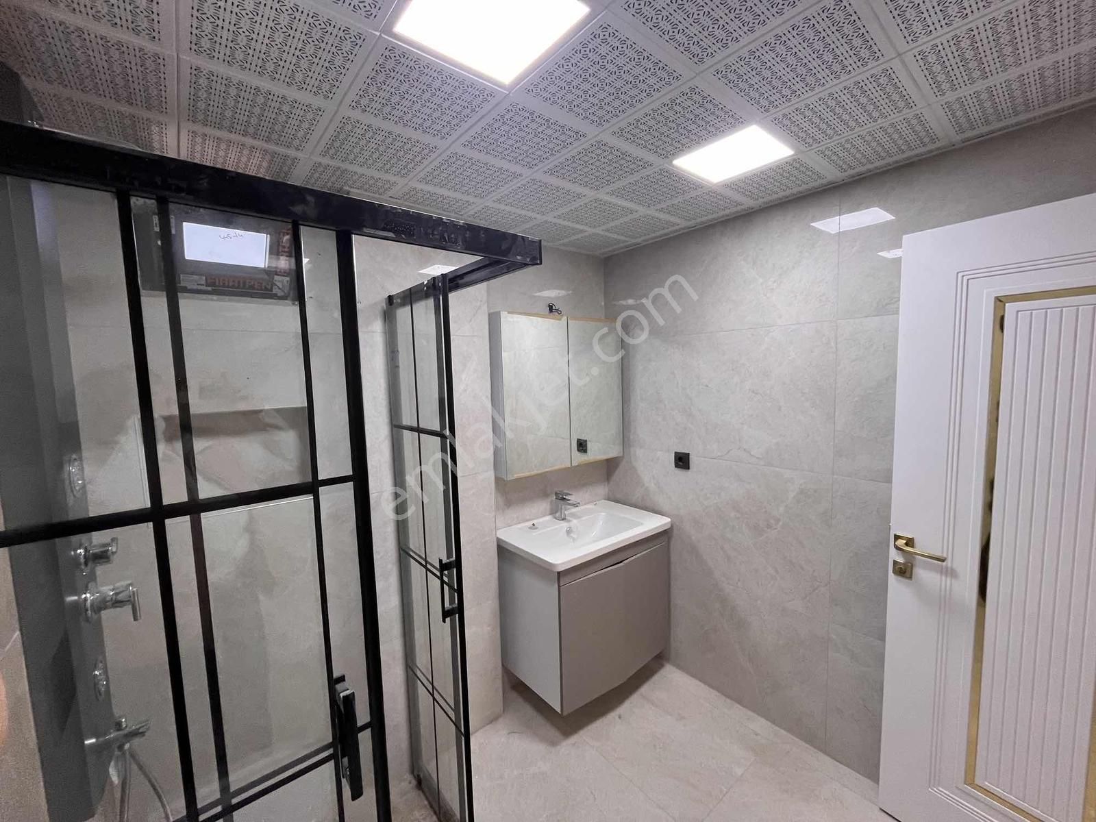 Doğa İle İç İçe Kaliteli İşçilik Ve Muhteşem Manzaralı Villa - Görsel 14