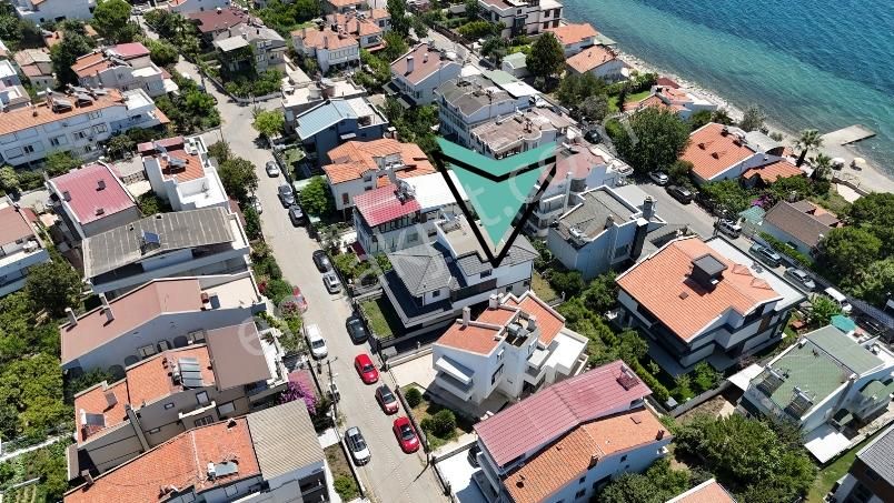Yenimahalle Plajlarına 50mt Müstakil Villa - Görsel 32