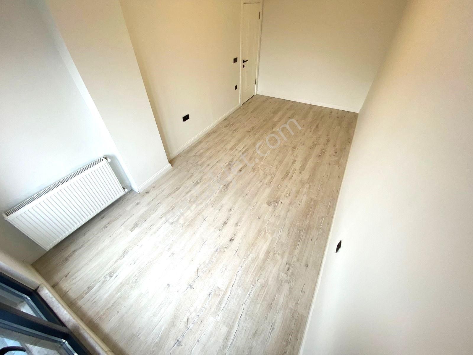 Kadıköy'de Aygül'den Nezih Site İçi Ara Kat Ön Cephe Giyinme Odalı Güvenlikli 3+1 Satılık Lüks Daire - Görsel 15