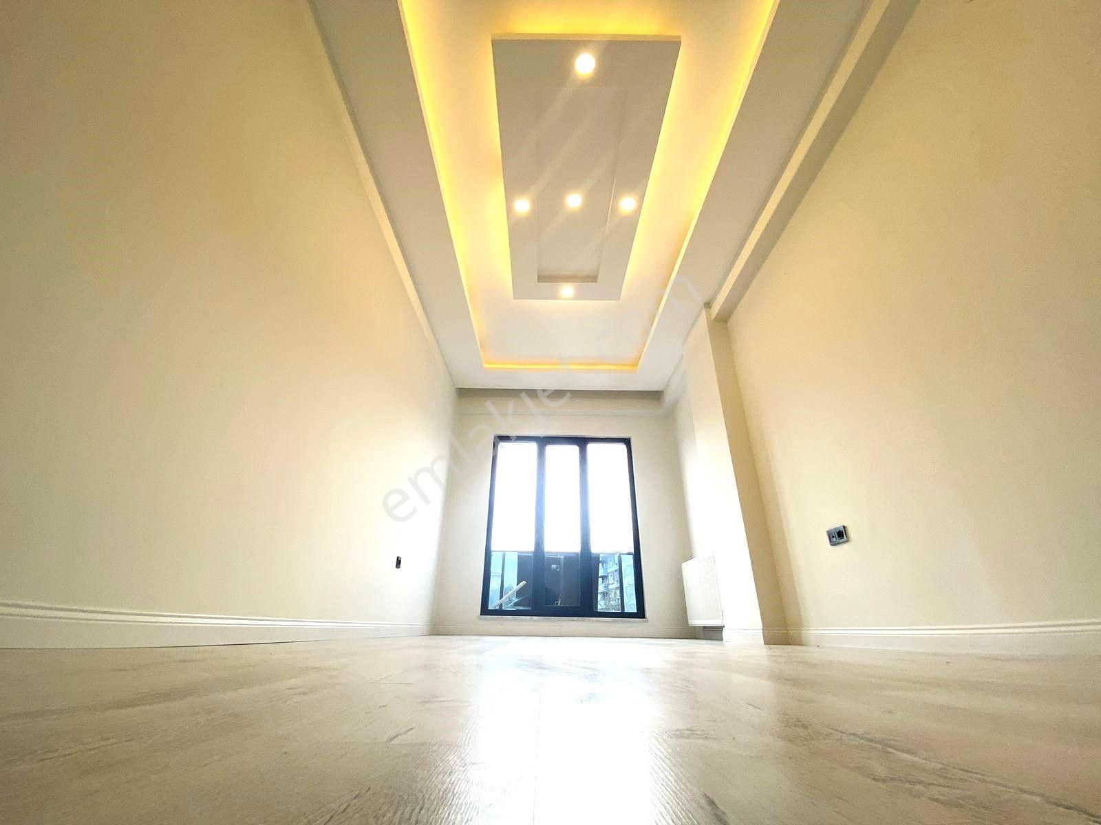 Kadıköy'de Aygül'den Nezih Site İçi Ara Kat Ön Cephe Giyinme Odalı Güvenlikli 3+1 Satılık Lüks Daire - Görsel 19
