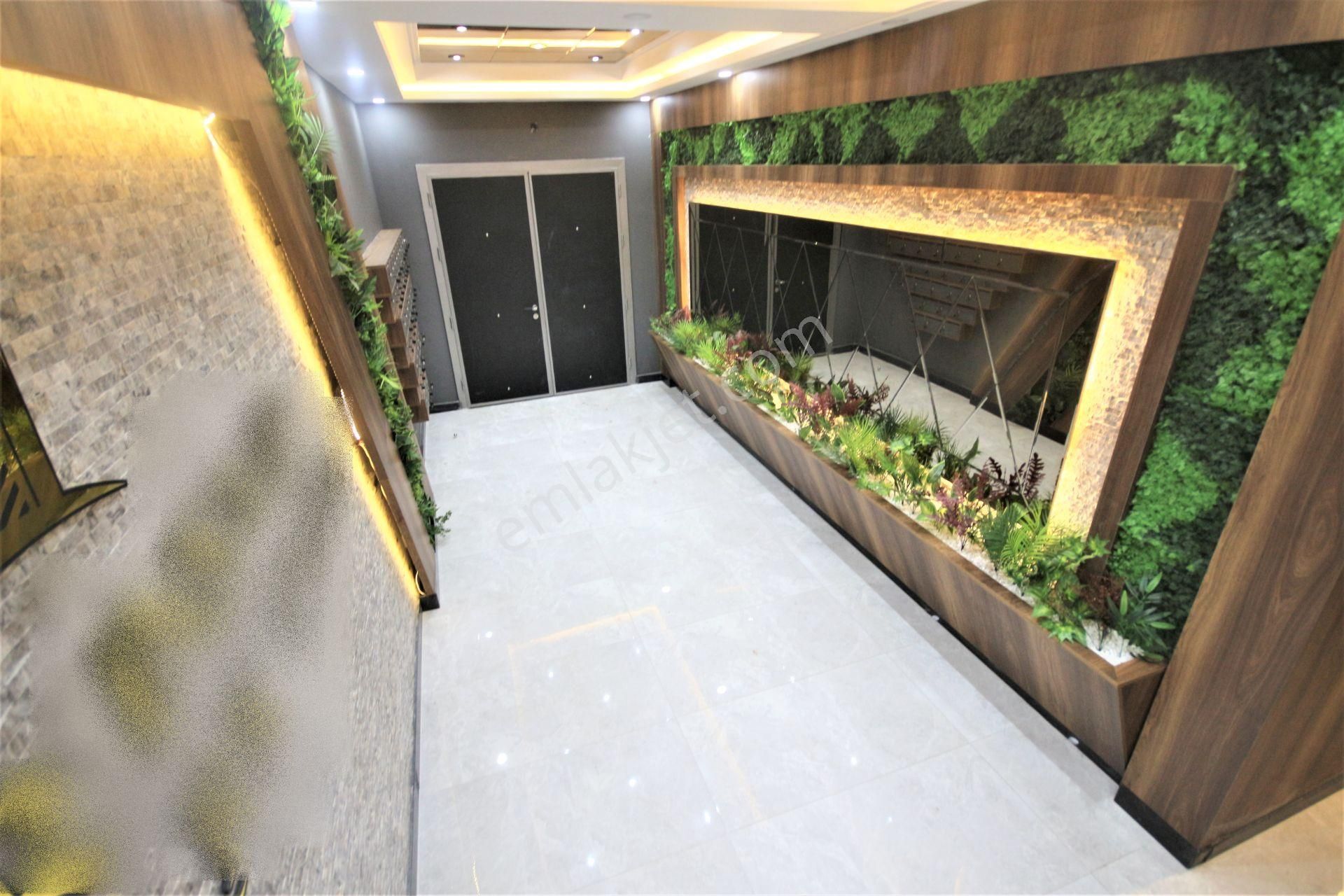 Kadıköy'de Aygül'den Nezih Site İçi Ara Kat Ön Cephe Giyinme Odalı Güvenlikli 3+1 Satılık Lüks Daire - Görsel 35
