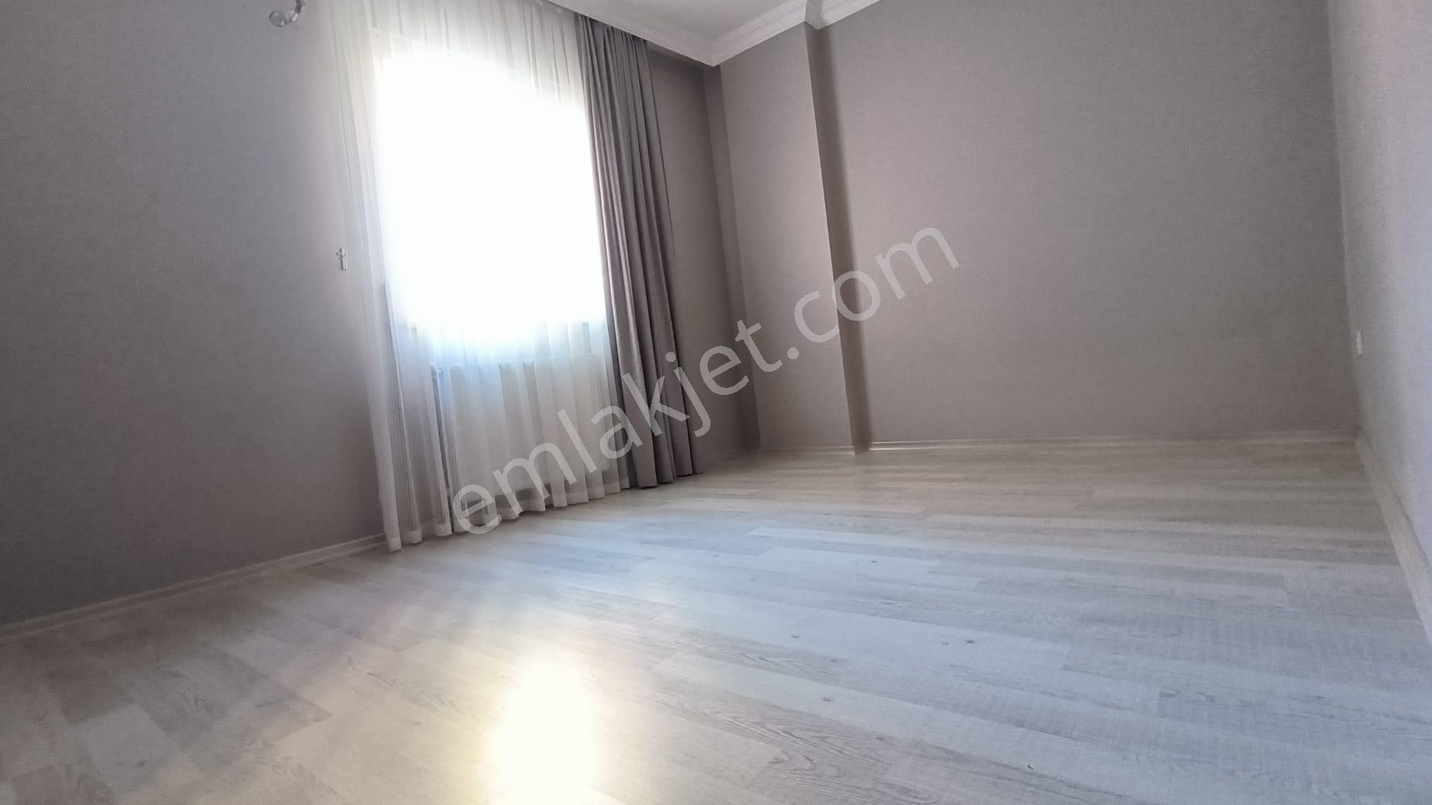 Trabzon Meydan Kemerkay Da Kiralık 1+1 Daire - Görsel 10