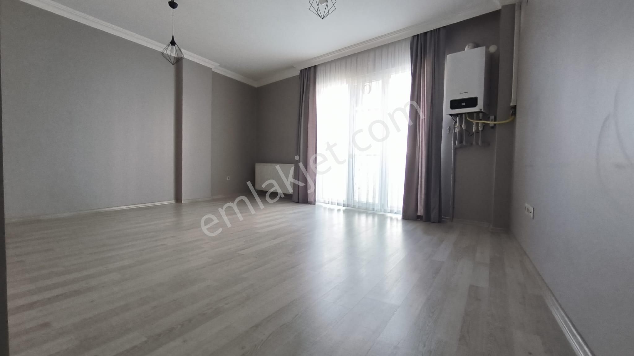 Trabzon Meydan Kemerkay Da Kiralık 1+1 Daire - Görsel 14
