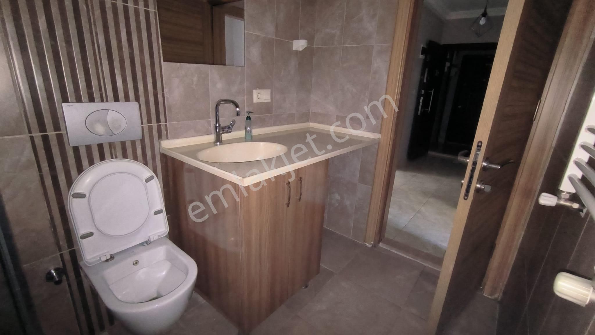 Trabzon Meydan Kemerkay Da Kiralık 1+1 Daire - Görsel 6