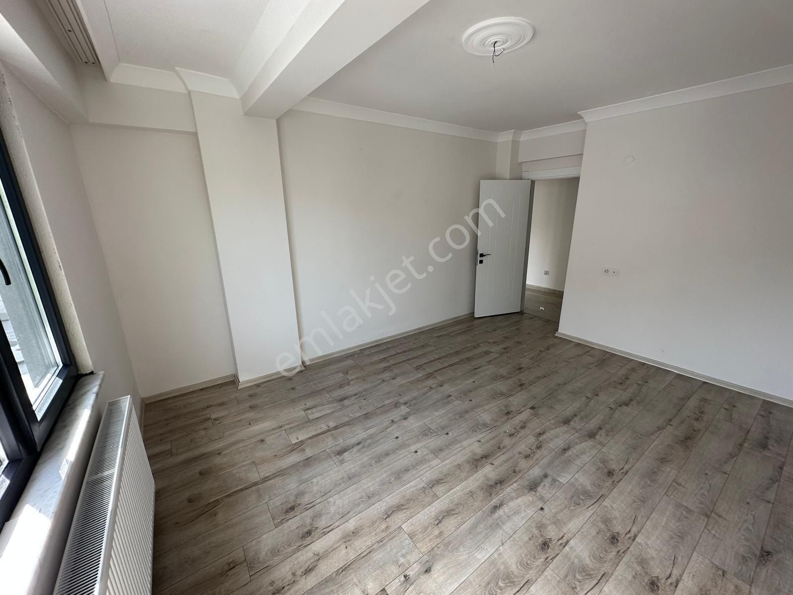 Adnan Mendereste Koçtaşın Yanında Kiralık 2+1 Daire - Görsel 9