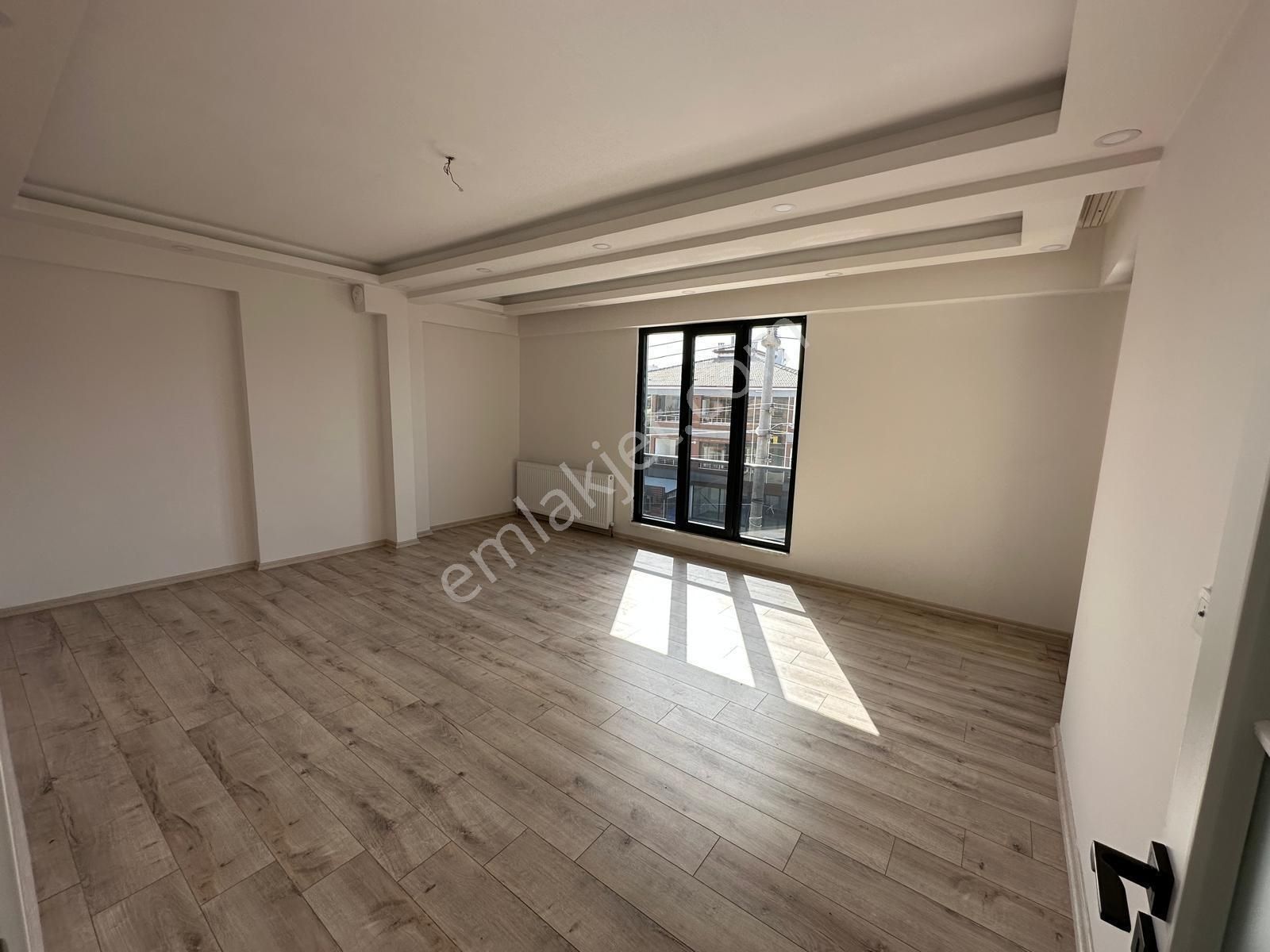 Adnan Mendereste Koçtaşın Yanında Kiralık 2+1 Daire - Görsel 2