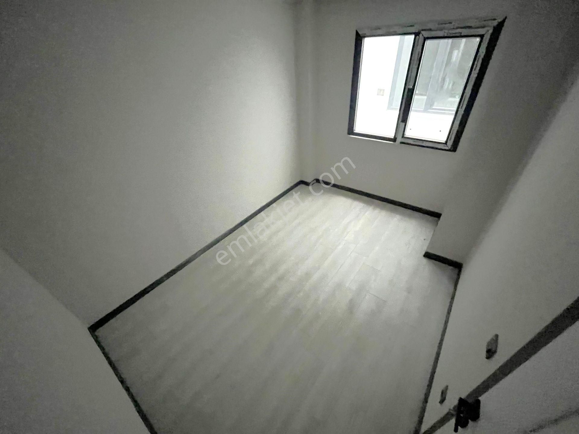 Kadıköy'de Aygül Farkı İle Sıfır Ara Kat Yerden Isıtma Doğalgazlı Kapalı Otoparklı 2+1 Satılık Daire - Görsel 22