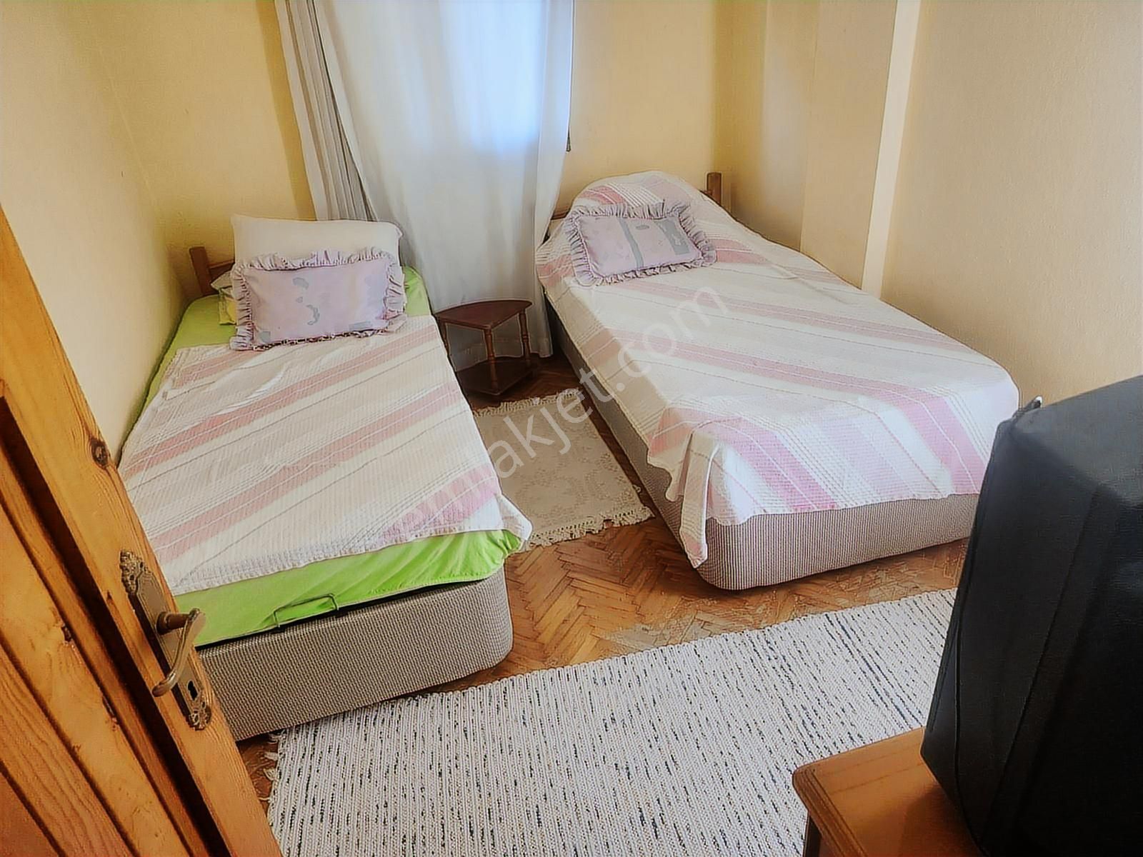 Mordoğanda Efeler Sitesinde Eşyalı Kiralık Yazlık - Görsel 7