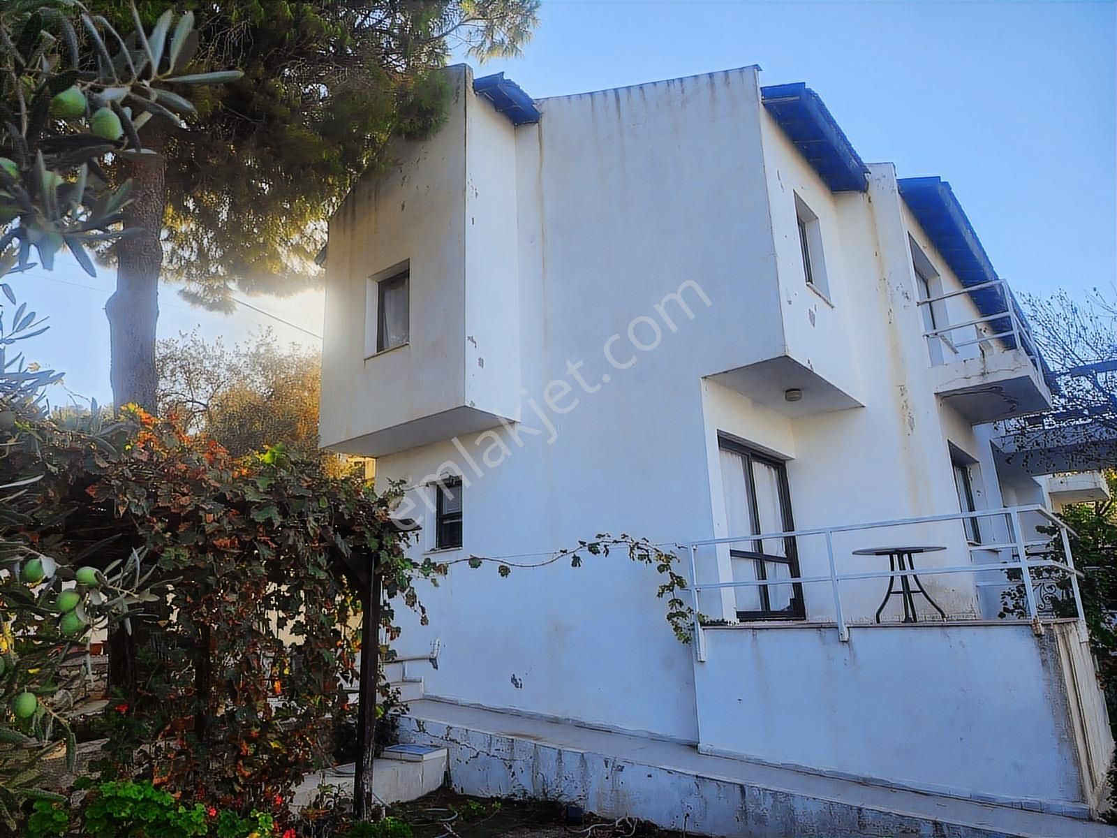 Mordoğanda Efeler Sitesinde Eşyalı Kiralık Yazlık