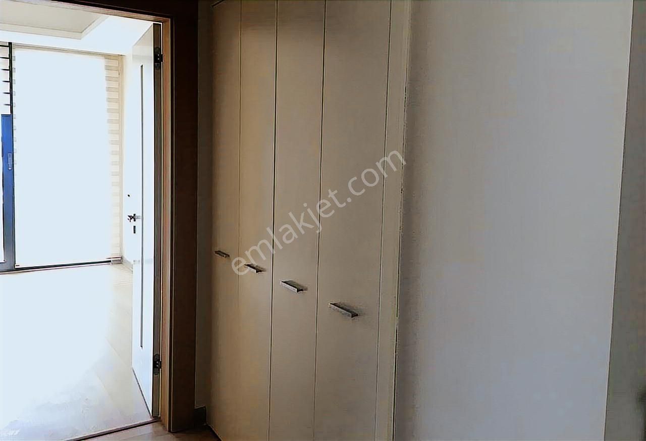 Merdivenköy Sıfır Oturuma Hazır Geniş M2 1+1 Satılık Daire - Görsel 16