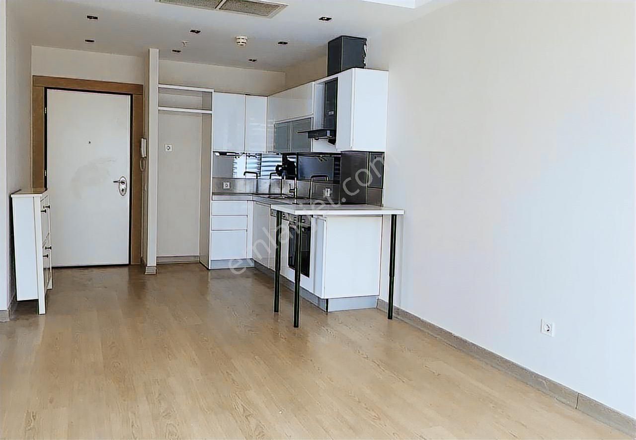Merdivenköy Sıfır Oturuma Hazır Geniş M2 1+1 Satılık Daire - Görsel 12