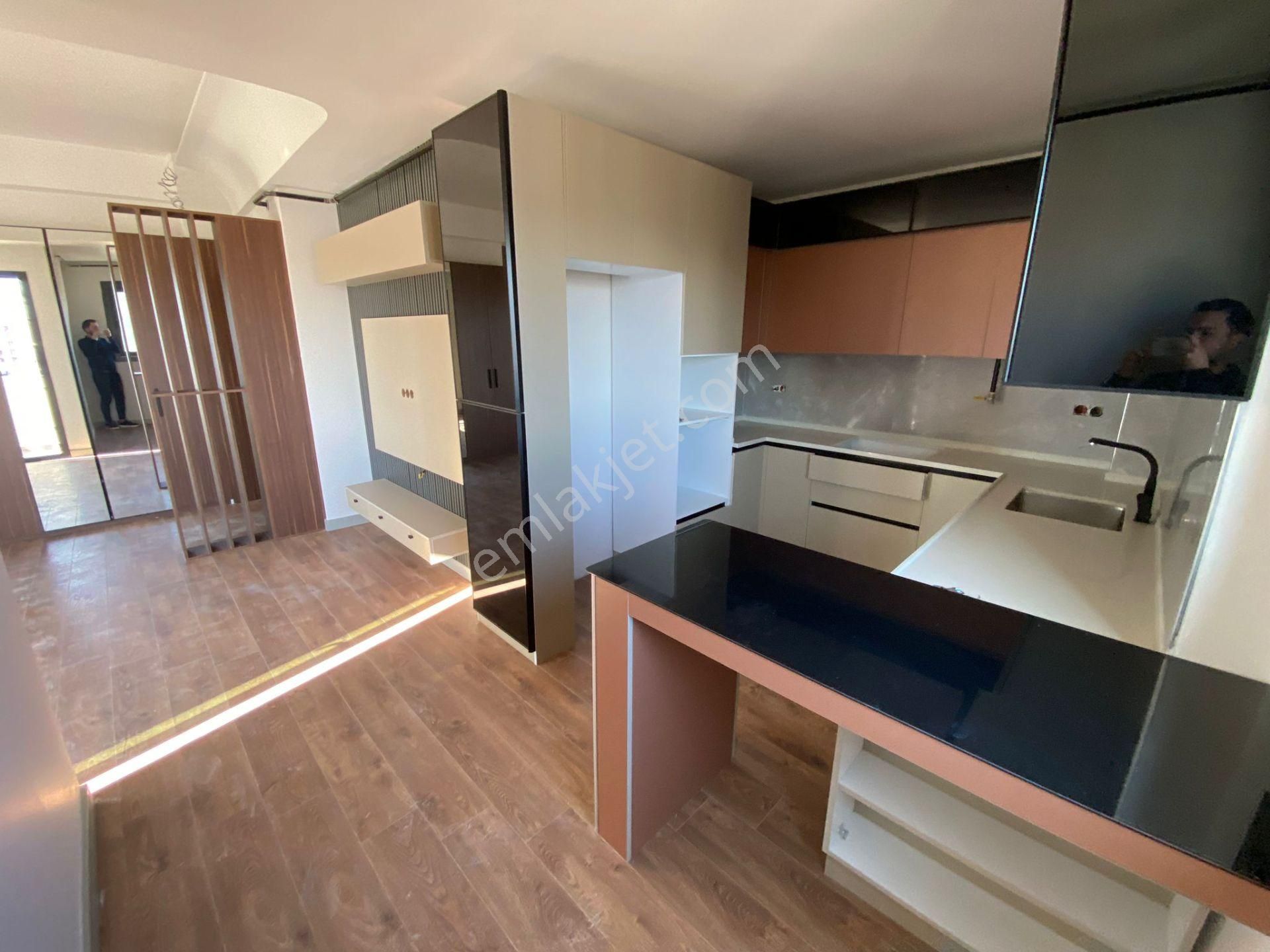 Karınca'dan Batıkent'te Sıfır Yapılı Merkezi Konumda 2+1 Satılık - Görsel 3