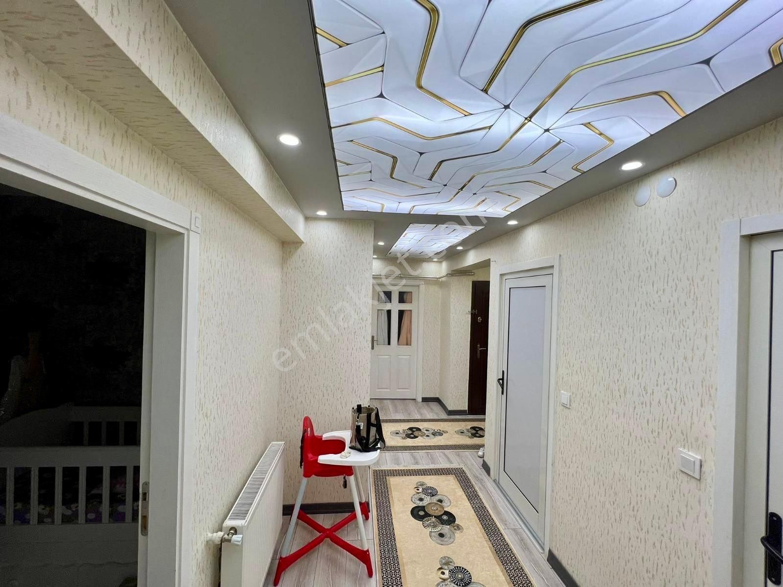 Ufuktepe Demirciler Sokakta Full Lüx Yapılı Ara Katta 3+1 - Görsel 26