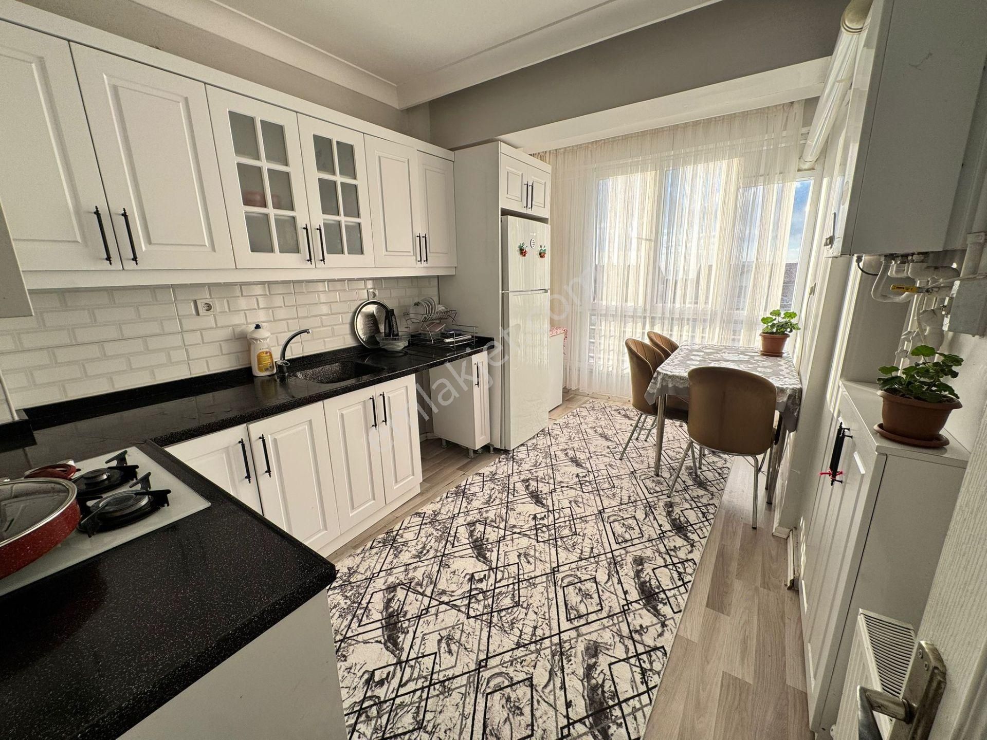 Mamak-ekin Mah. Asansörlü 4.katta Ön Cephede 3+1 Satılık Daire !! - Görsel 2