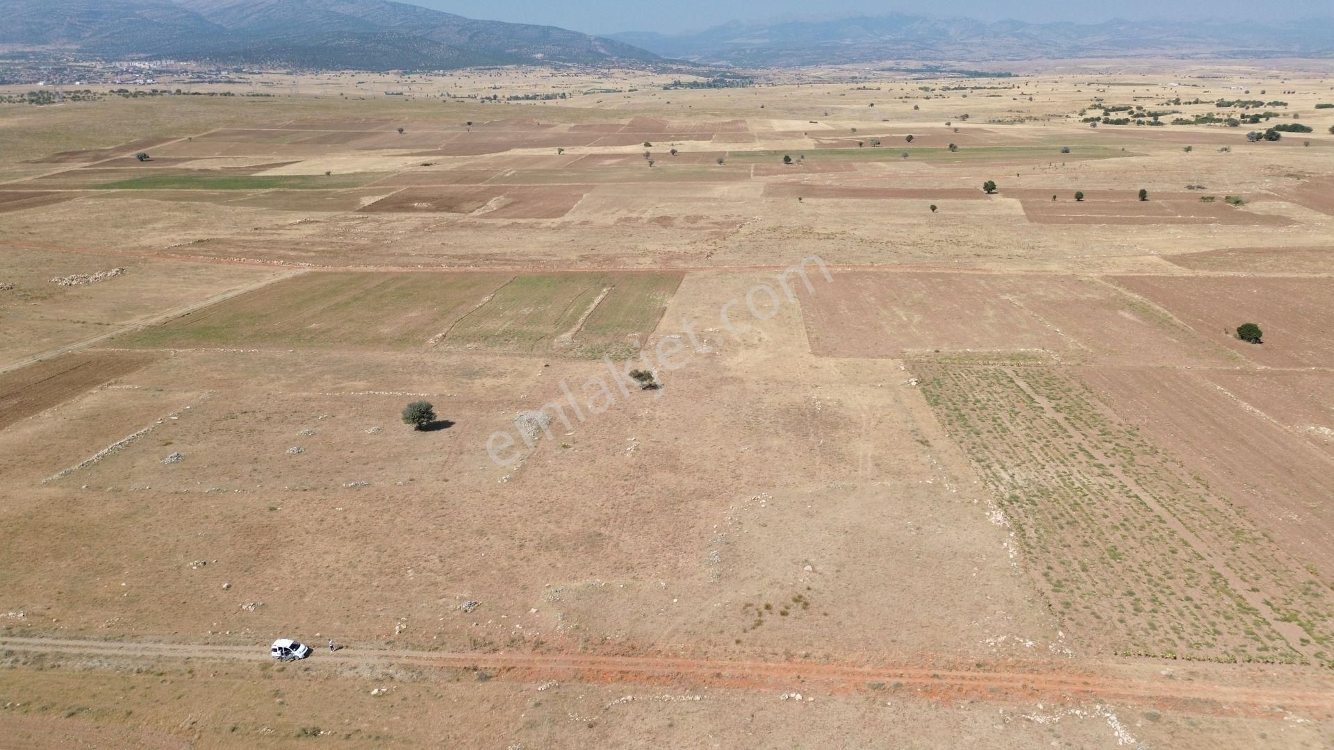 Konya / Akören / Orhaniye Mahallesinde 16.566 M² Müstakil Tapulu Tarla - Görsel 2