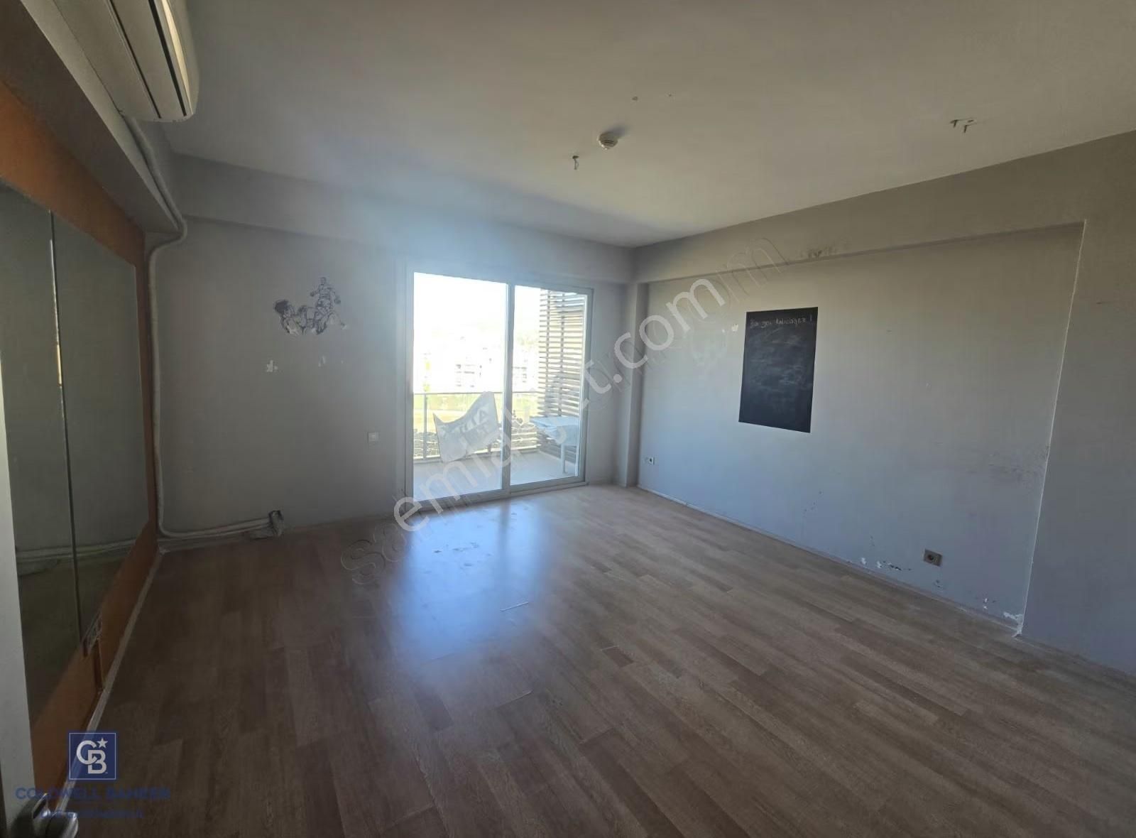 Mavişehir Park Yaşam Ofislerinde Kiralık 1+1 İşyeri - Görsel 4