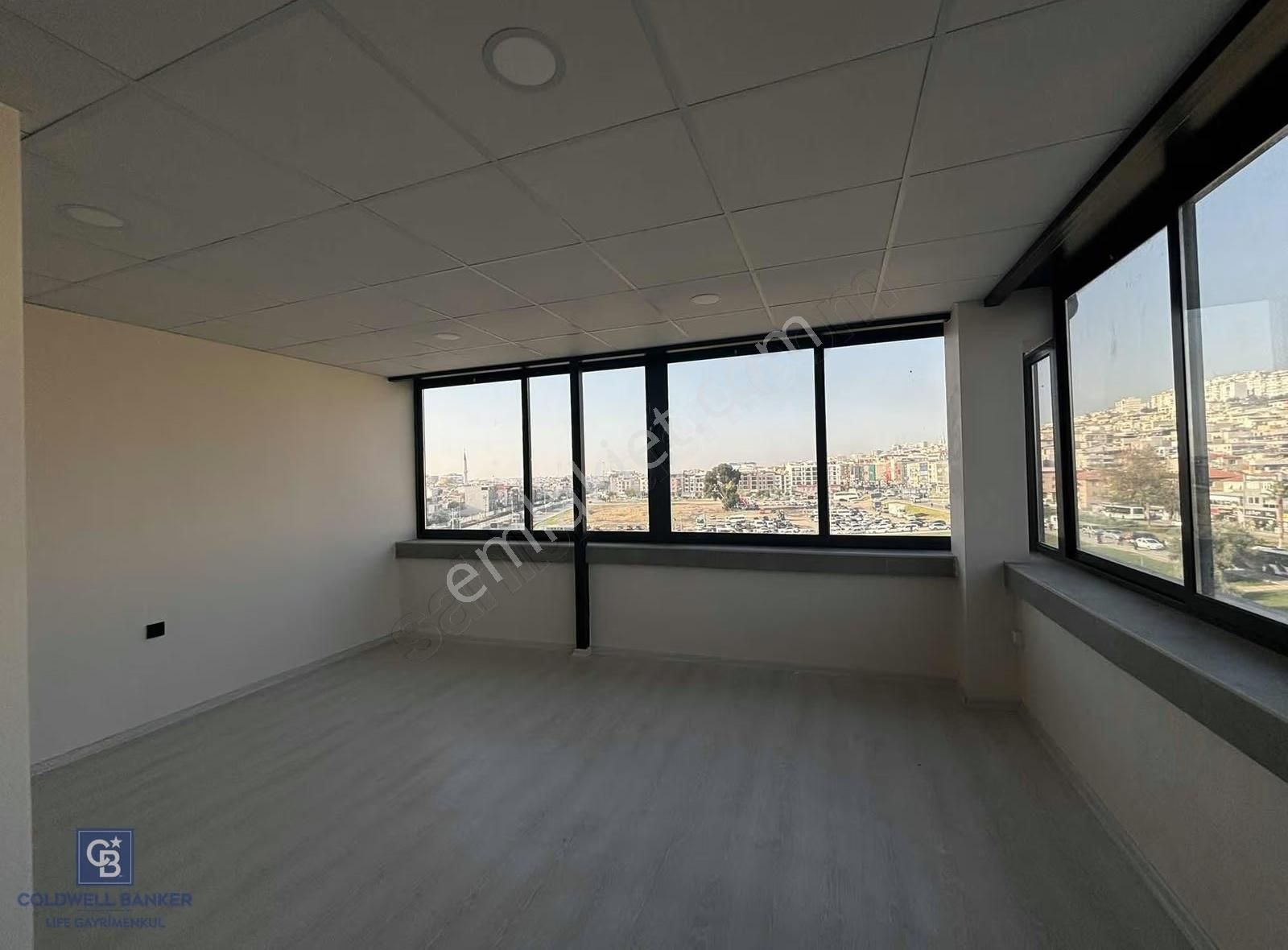 Çiğli Anadolu Caddesi Üzeri 250 M2 Kiralık Ofis - Görsel 12