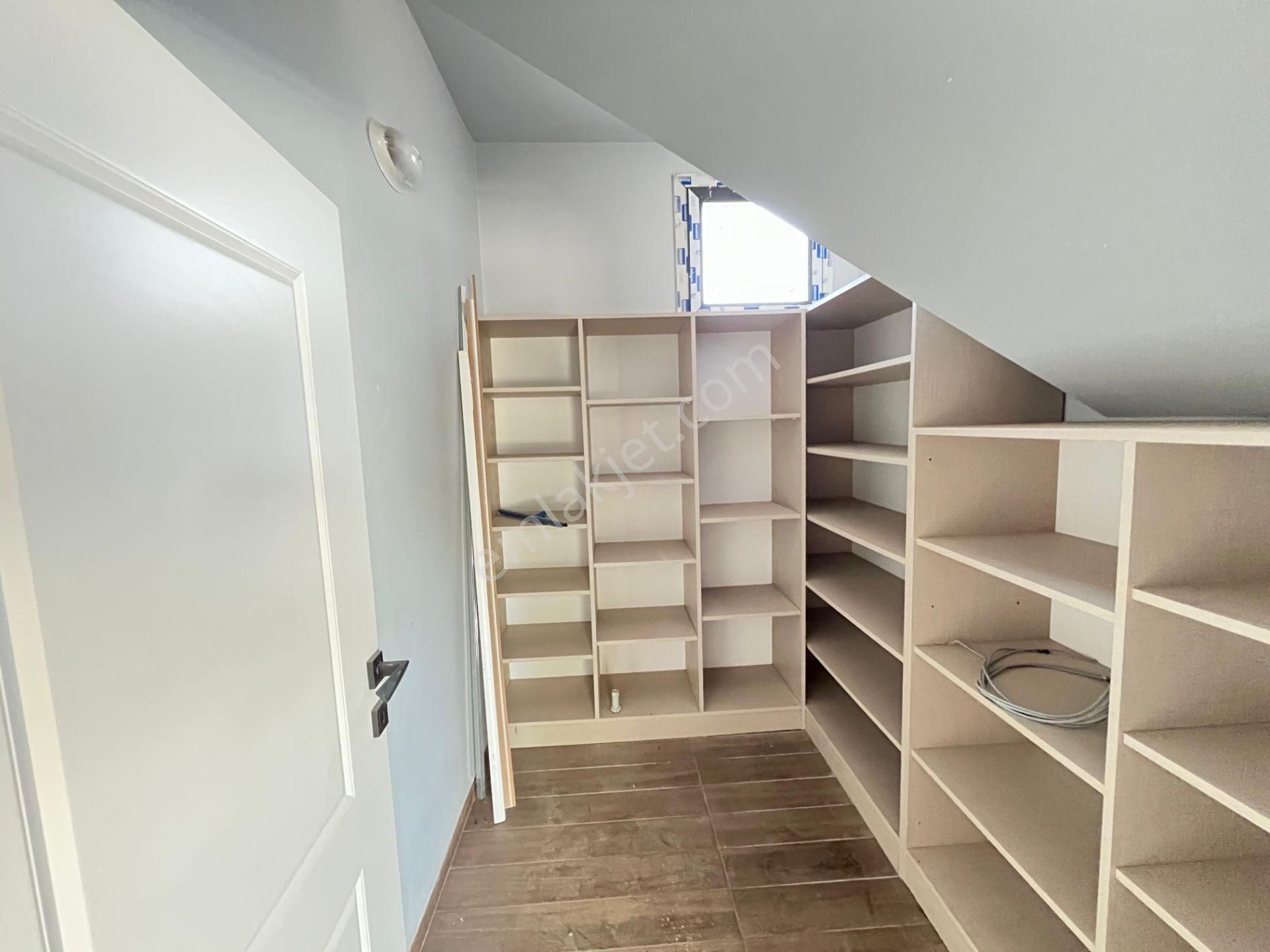 Gesi Saglık Mah. 4,5+1 Köşe Başı Bagımsız Sıfır Lüks Villa - Görsel 18