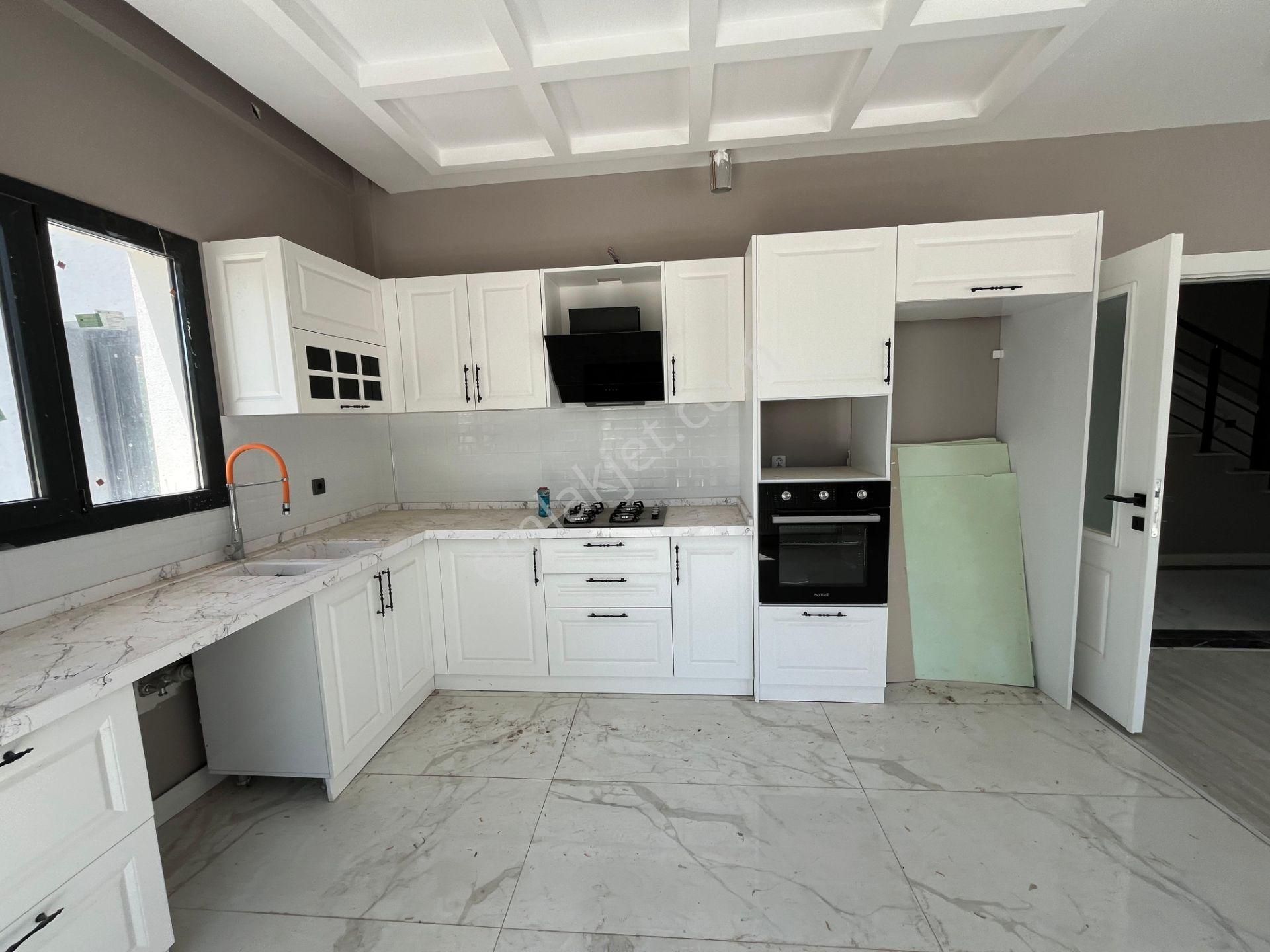 Gesi Saglık Mah. 4,5+1 Köşe Başı Bagımsız Sıfır Lüks Villa - Görsel 5