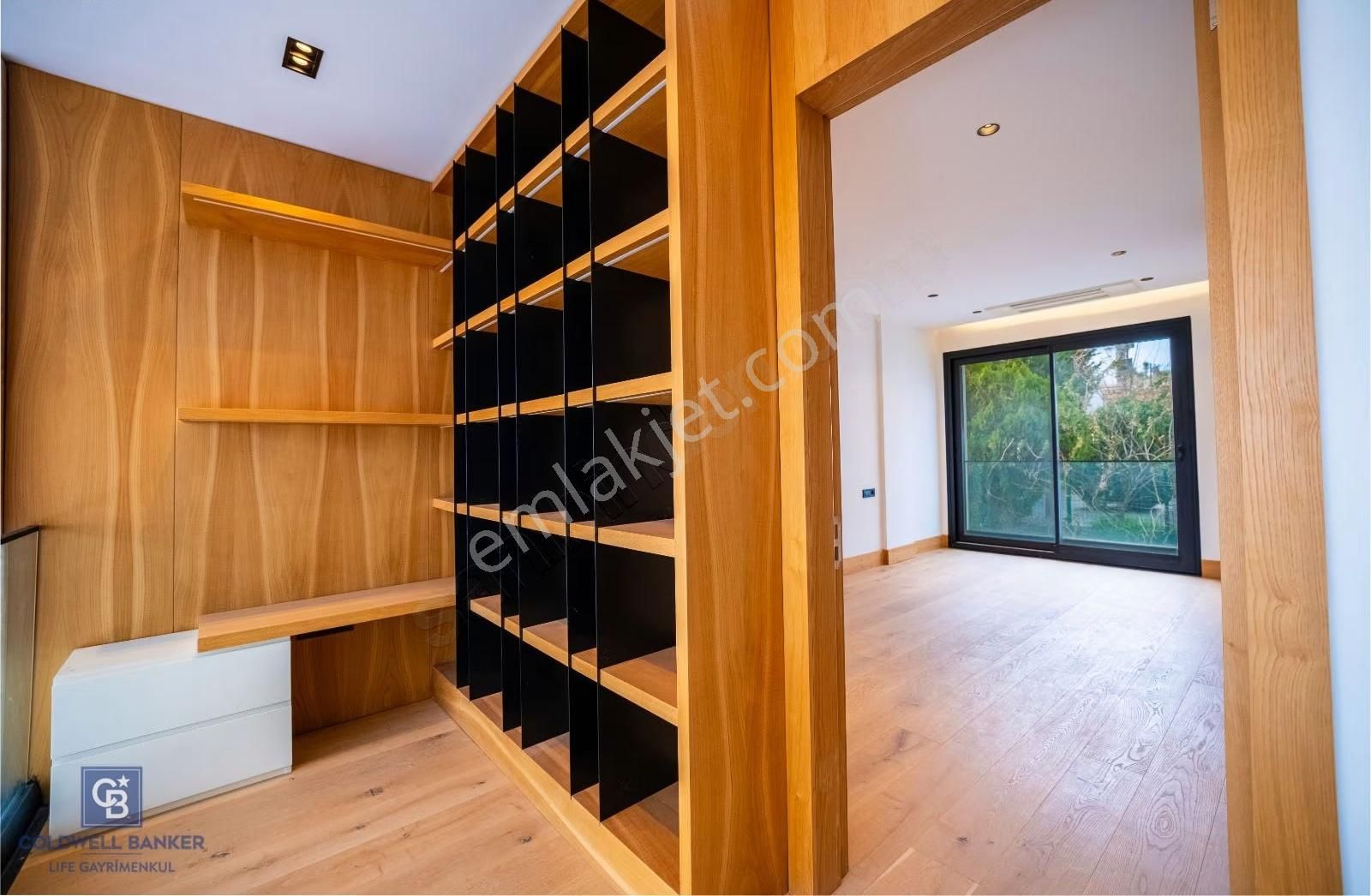 Çeşme Fenerburnunda Ultra Lüks 5+1 Müstakil Trıpleks Villa - Görsel 13