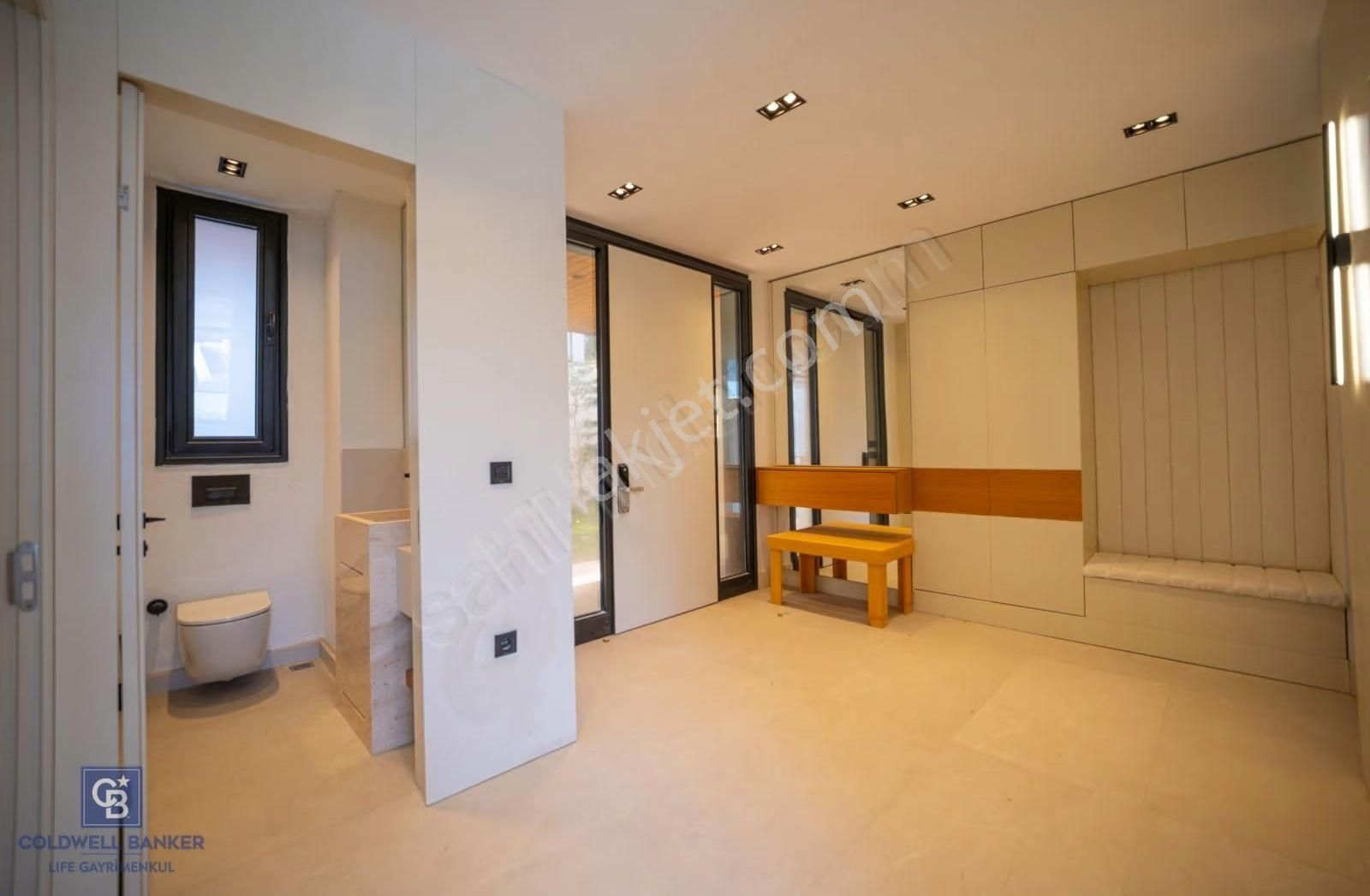 Çeşme Fenerburnunda Ultra Lüks 5+1 Müstakil Trıpleks Villa - Görsel 6