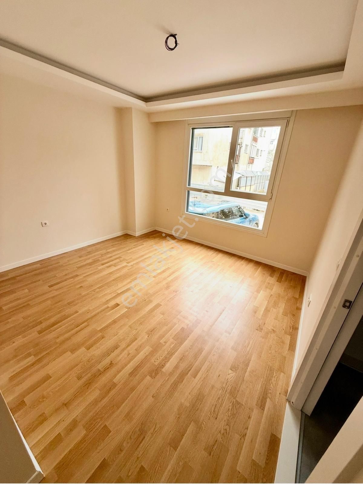 Utkudan Göztepede Bağdata Yakın Balkonlu Ebeveynli Satılık 3+1 - Görsel 9