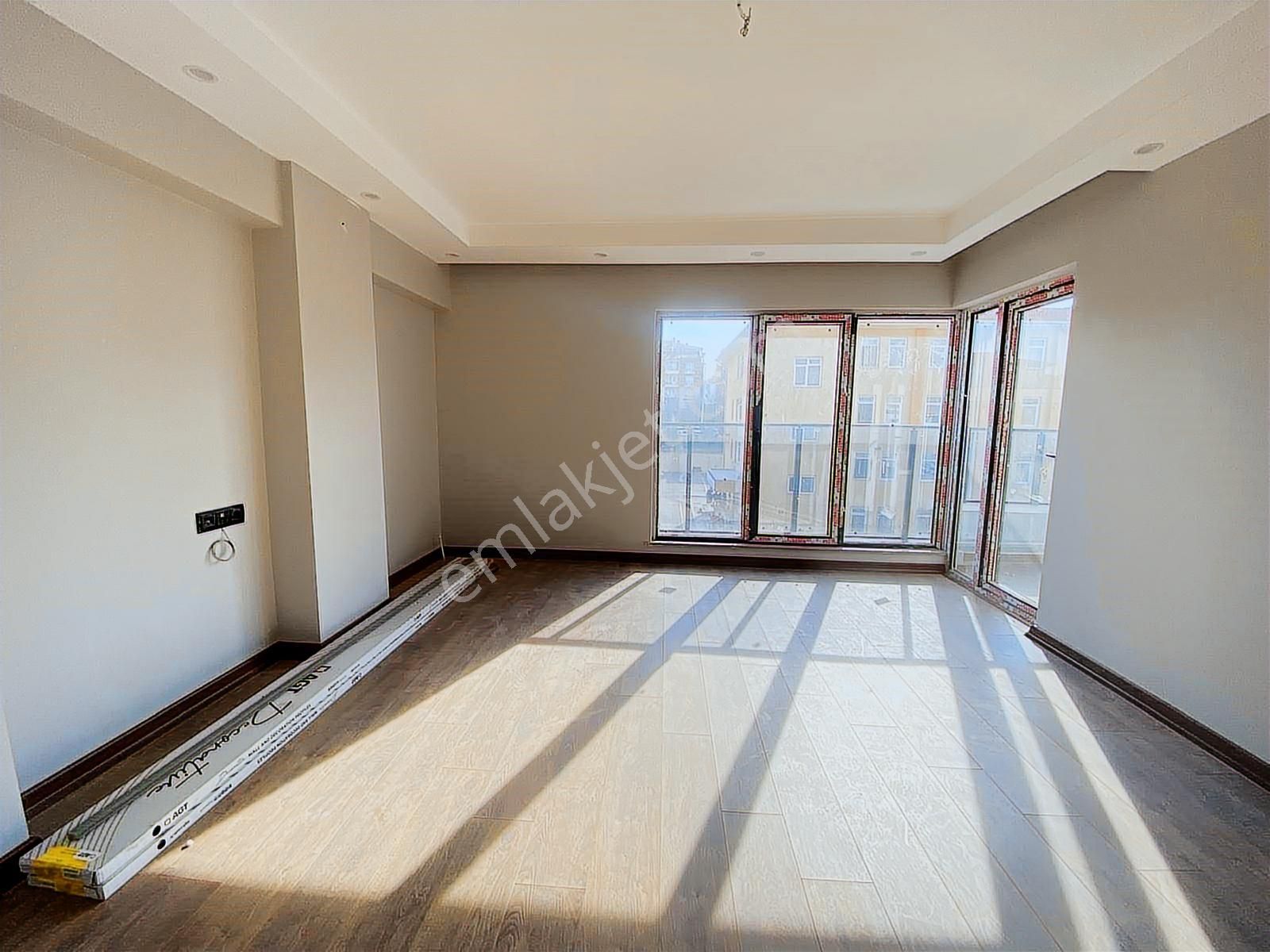 Süvari Mah Asansörlü Yeni Bina 3+1 Arakat Çift Banyolu Daire - Görsel 29