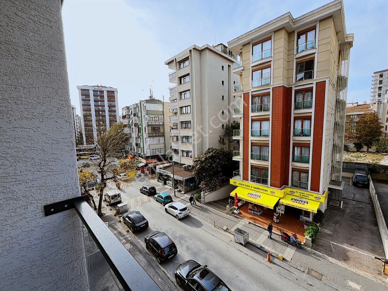 Utkudan Kazaskerde Cadde Üzerinde Sıfır Binada Satılık 2+1 Daire - Görsel 4