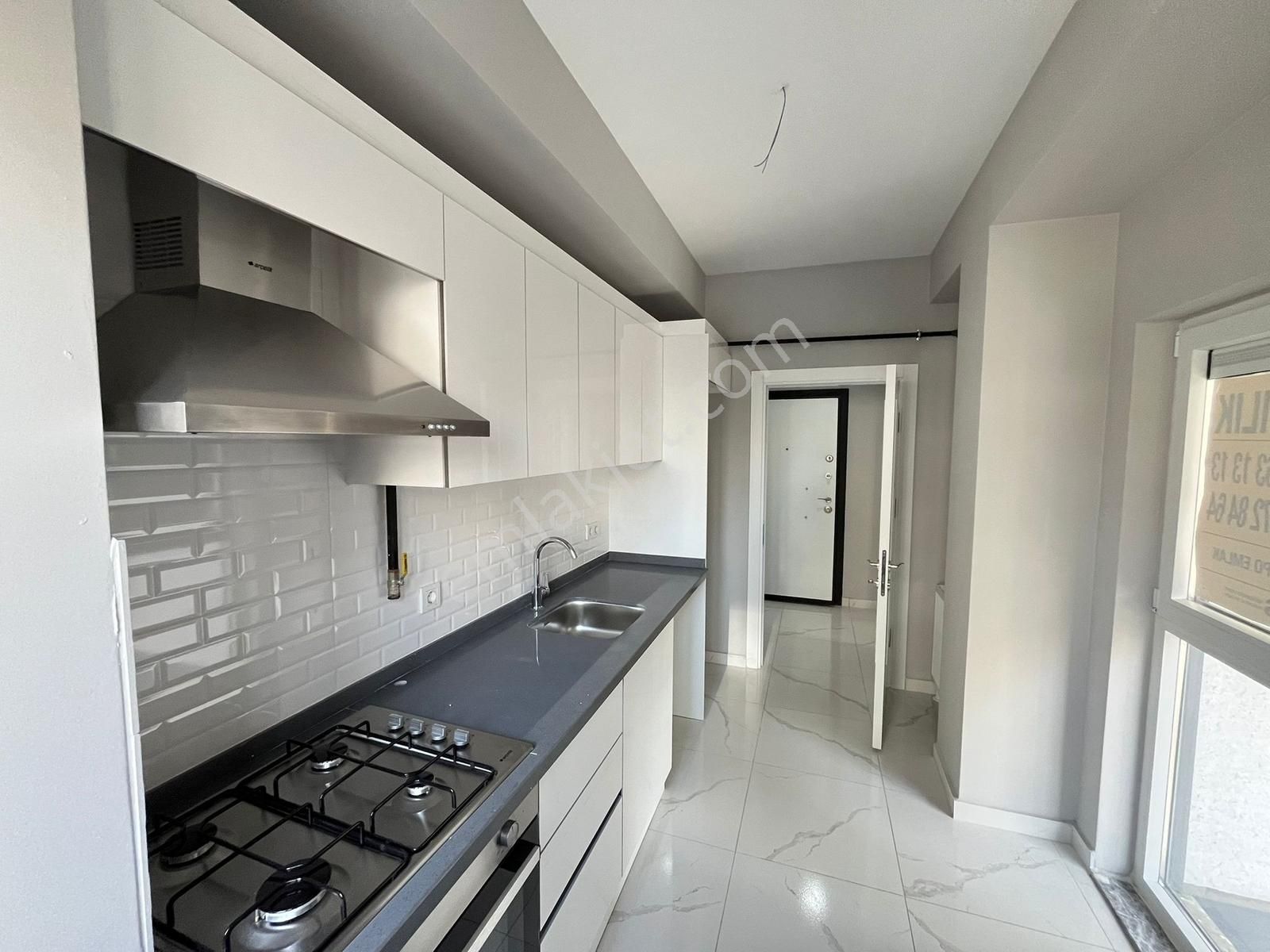 Utkudan Kazaskerde Cadde Üzerinde Sıfır Binada Satılık 2+1 Daire - Görsel 21