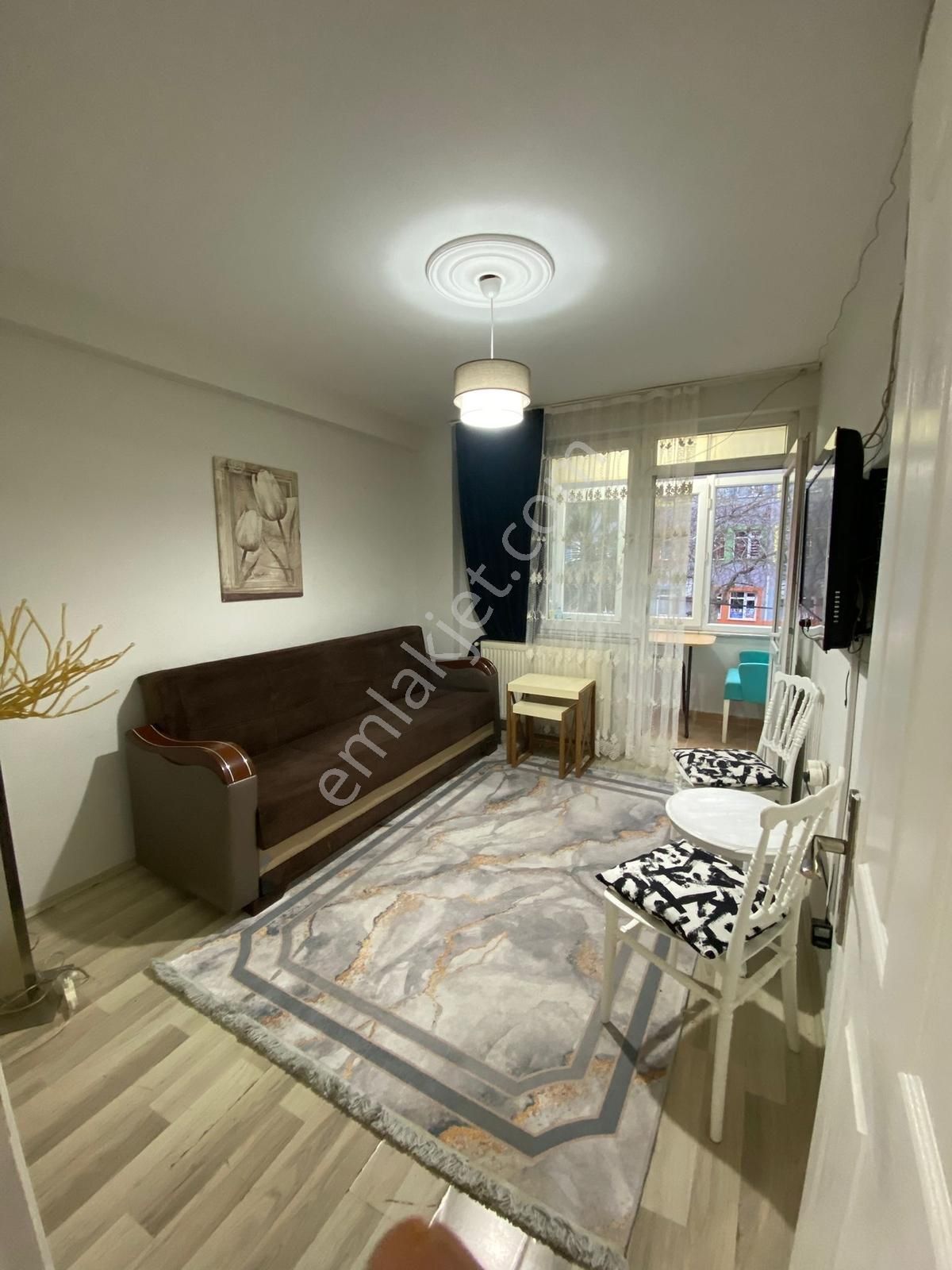 Mefe Yapıdan Değirmenaltında Cadde Üzeri Kiralık 2+0 Daire