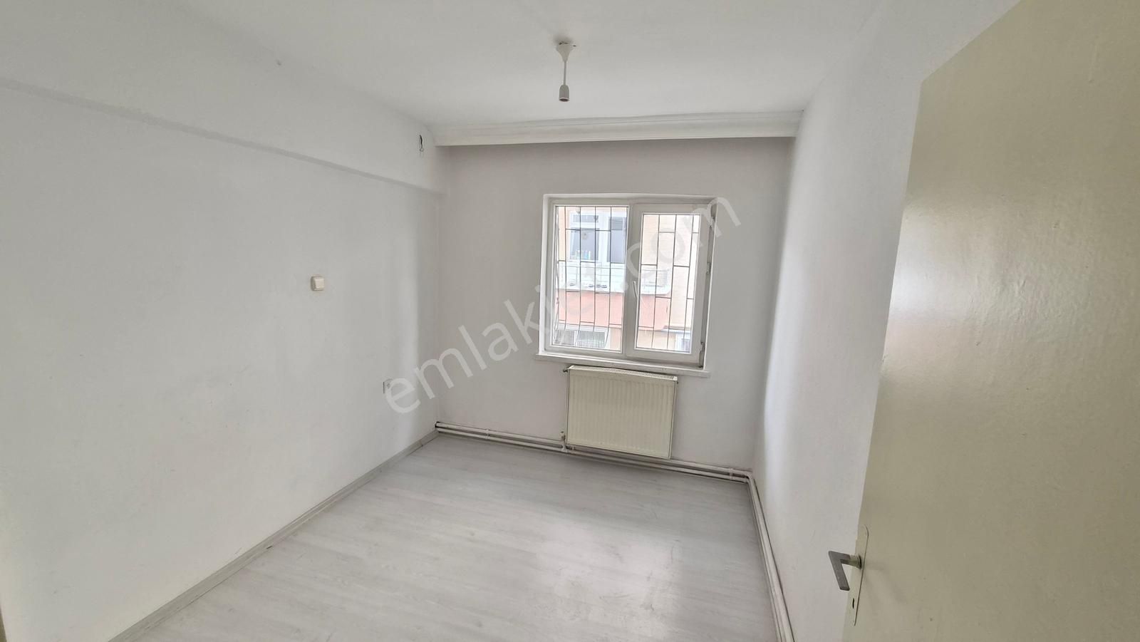 Tuzluçayırda Bağımsız Salon 1. Katta 3+1 Kiralık Daire - Görsel 9