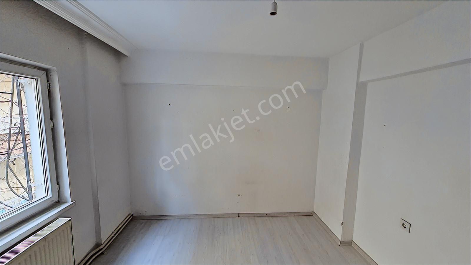 Tuzluçayırda Bağımsız Salon 1. Katta 3+1 Kiralık Daire - Görsel 7