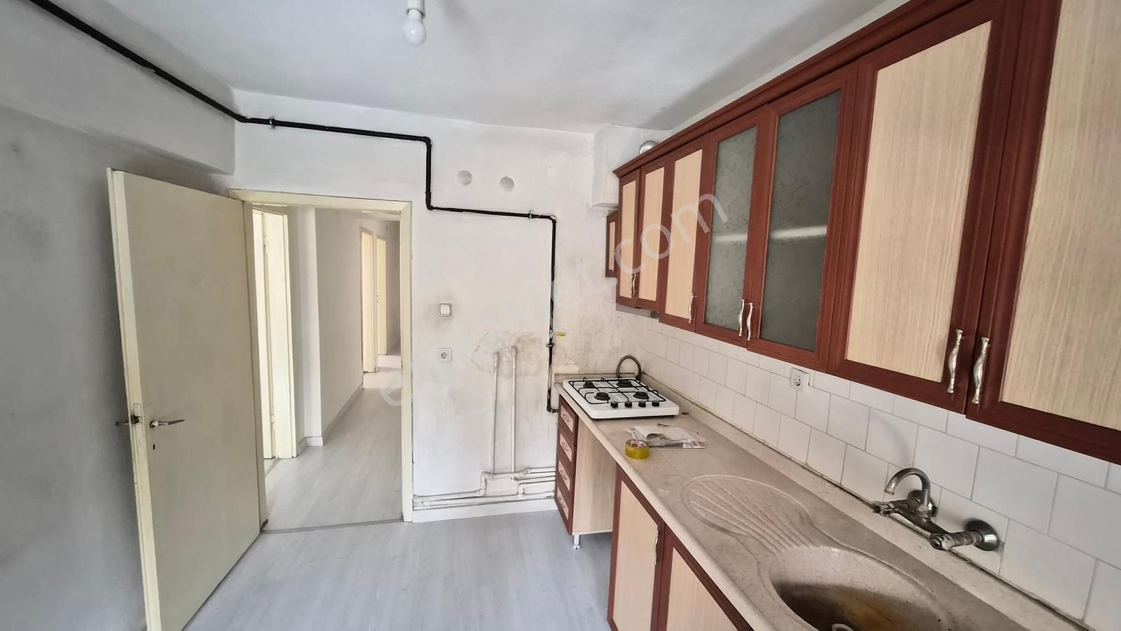 Tuzluçayırda Bağımsız Salon 1. Katta 3+1 Kiralık Daire - Görsel 12