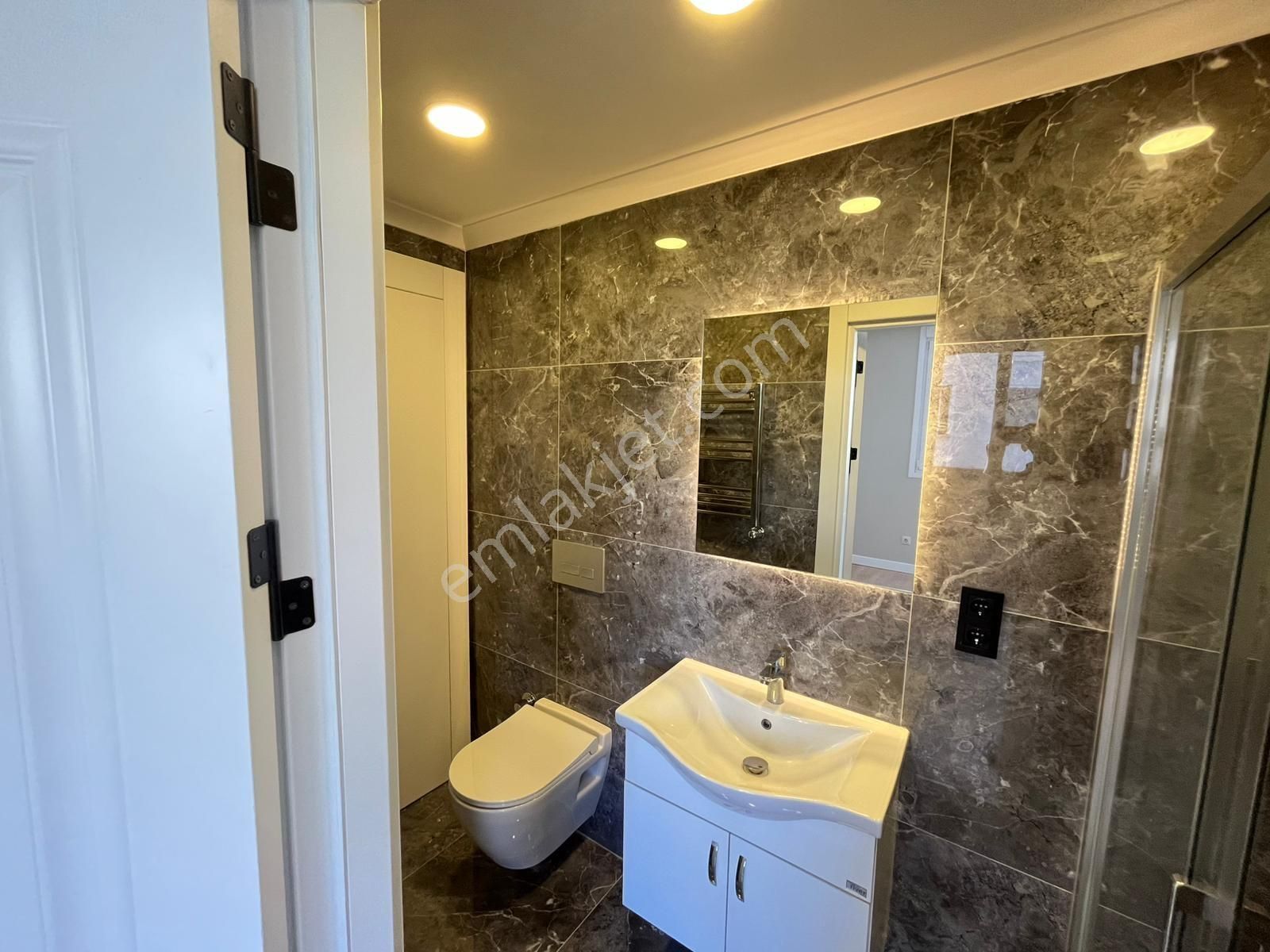 Utkudan Bostancı Merkezde Balkonlu Kombili Satılık 3+1 Daire - Görsel 16