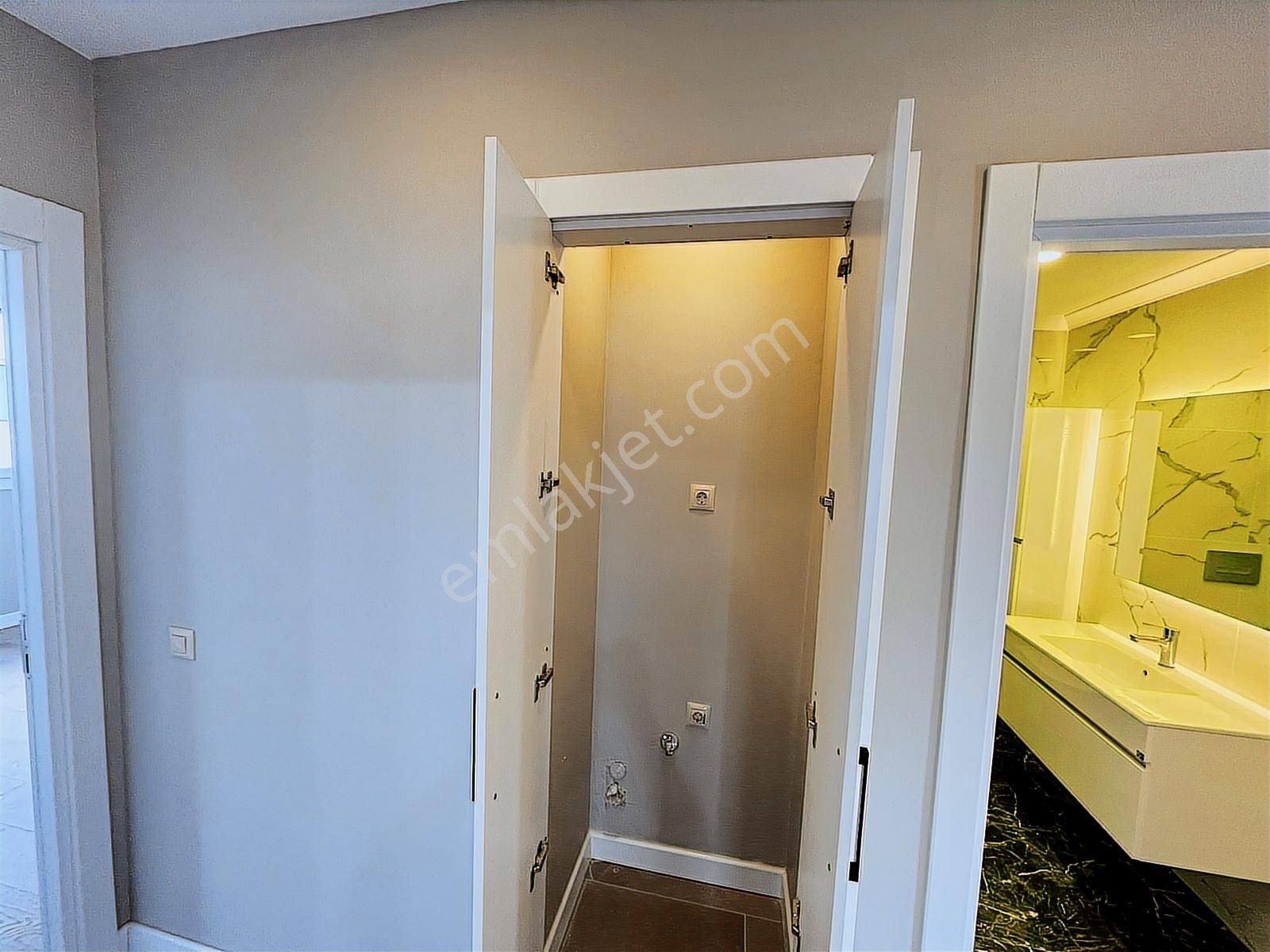 Utkudan Bostancı Merkezde Balkonlu Kombili Satılık 3+1 Daire - Görsel 22