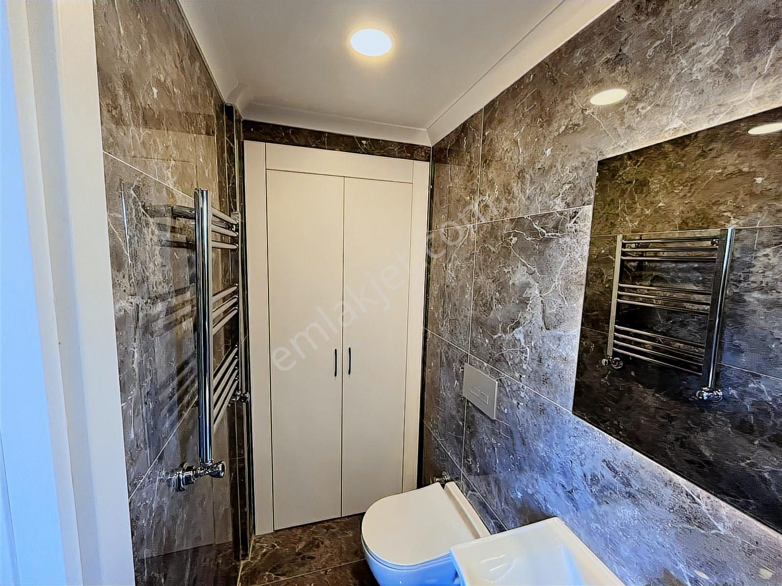 Utkudan Bostancı Merkezde Balkonlu Kombili Satılık 3+1 Daire - Görsel 20