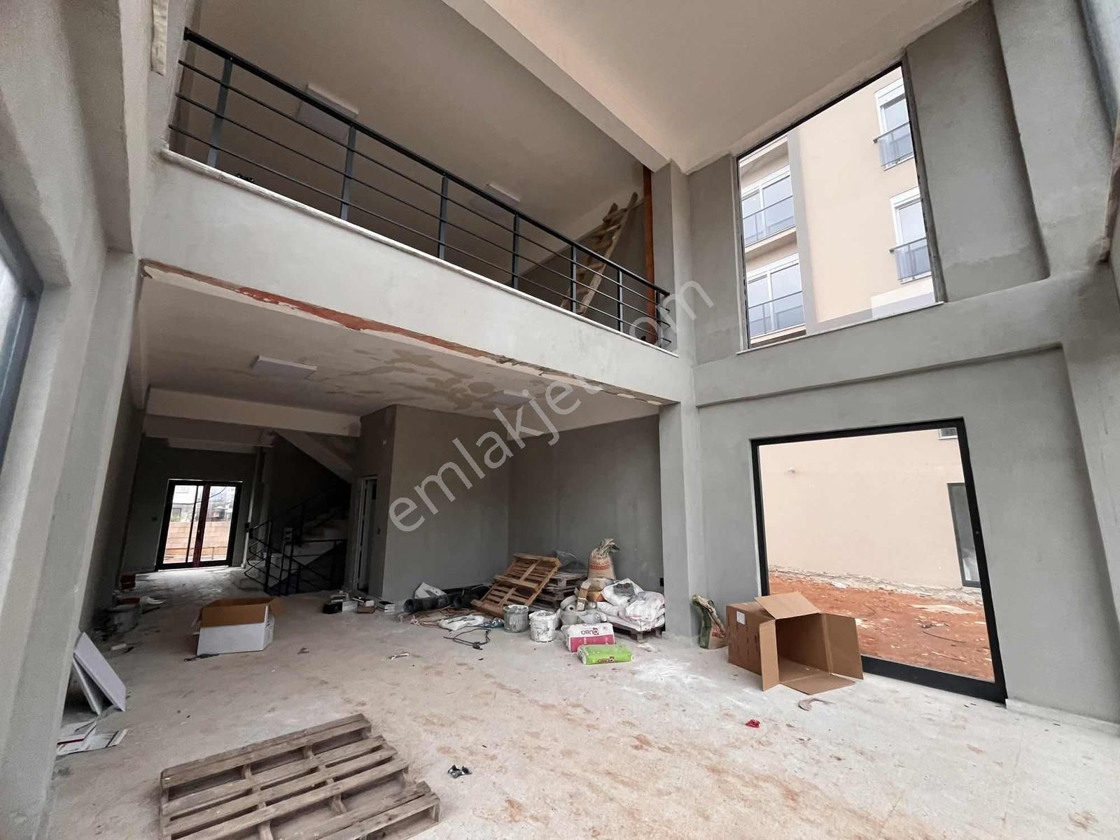 Karşıyaka Mah 3 Katlı Fırın Ruhsatlı Asansörlü Kiralık Dükkan - Görsel 12